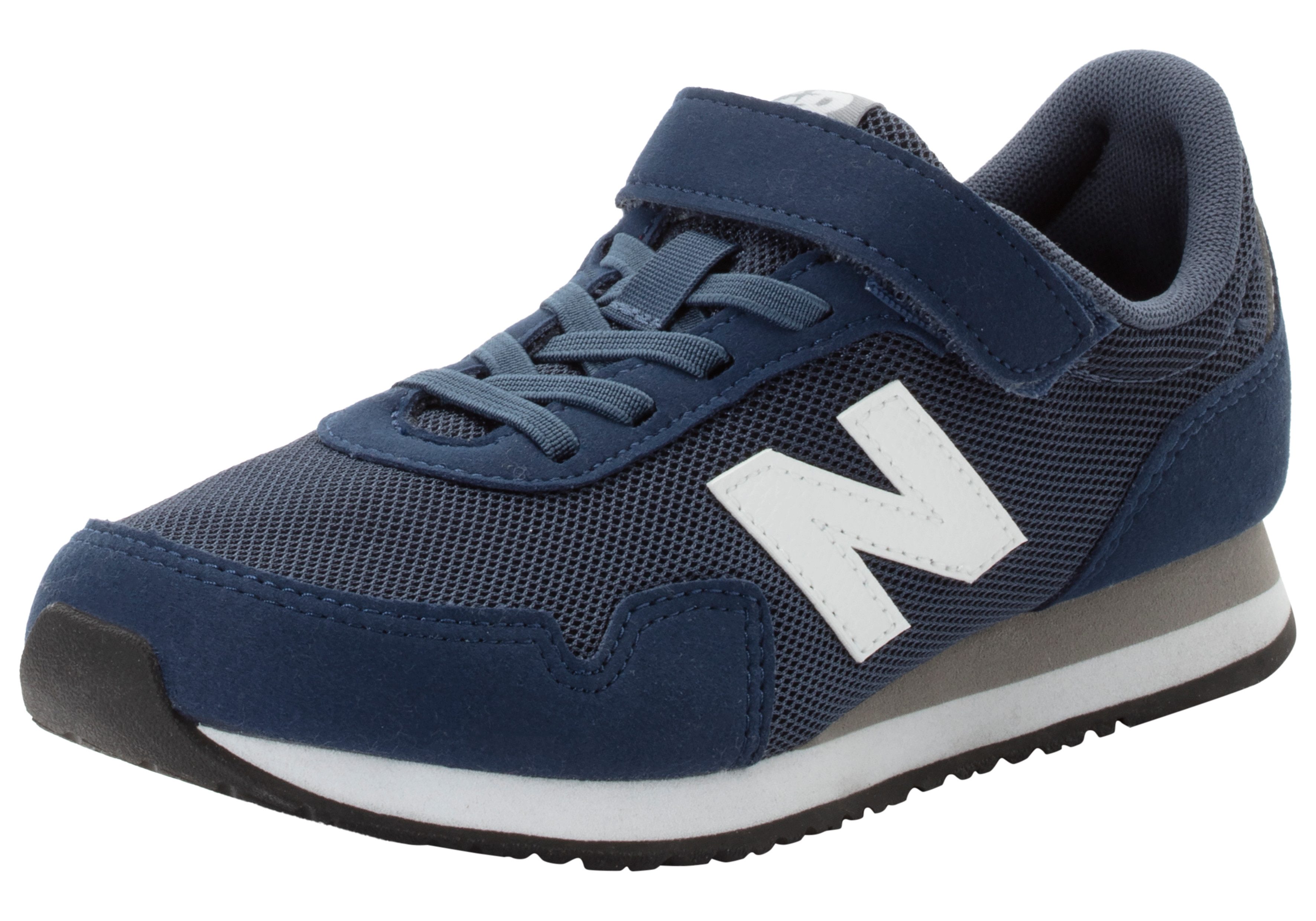 PV32 Sneaker