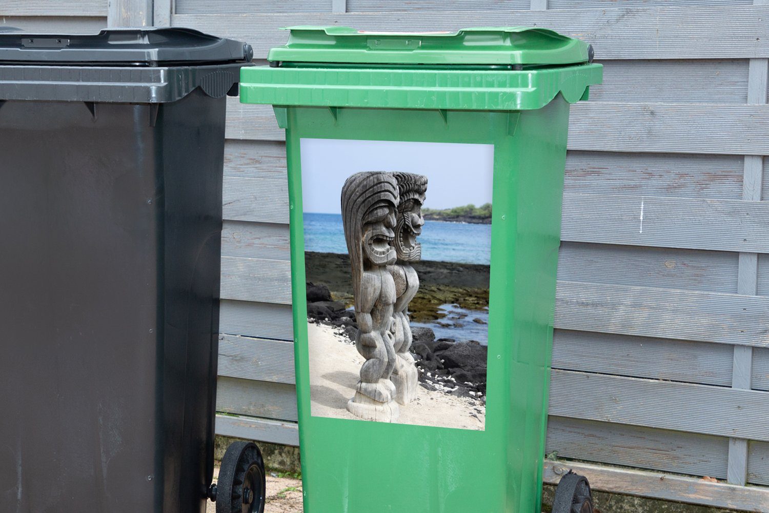 MuchoWow Wandsticker Statuen am Strand St), Sticker, Hawaii Mülleimer-aufkleber, (1 Container, Abfalbehälter von Mülltonne