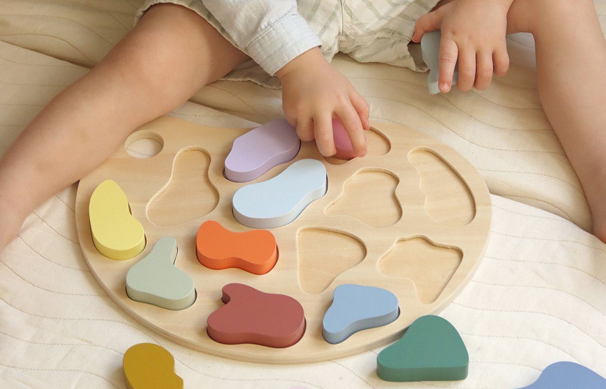 KINDSGUT Steckspielzeug Steckpuzzle Farben, nachhaltig, Holzspielzeug, Lernspielzeug, Farbenlehre