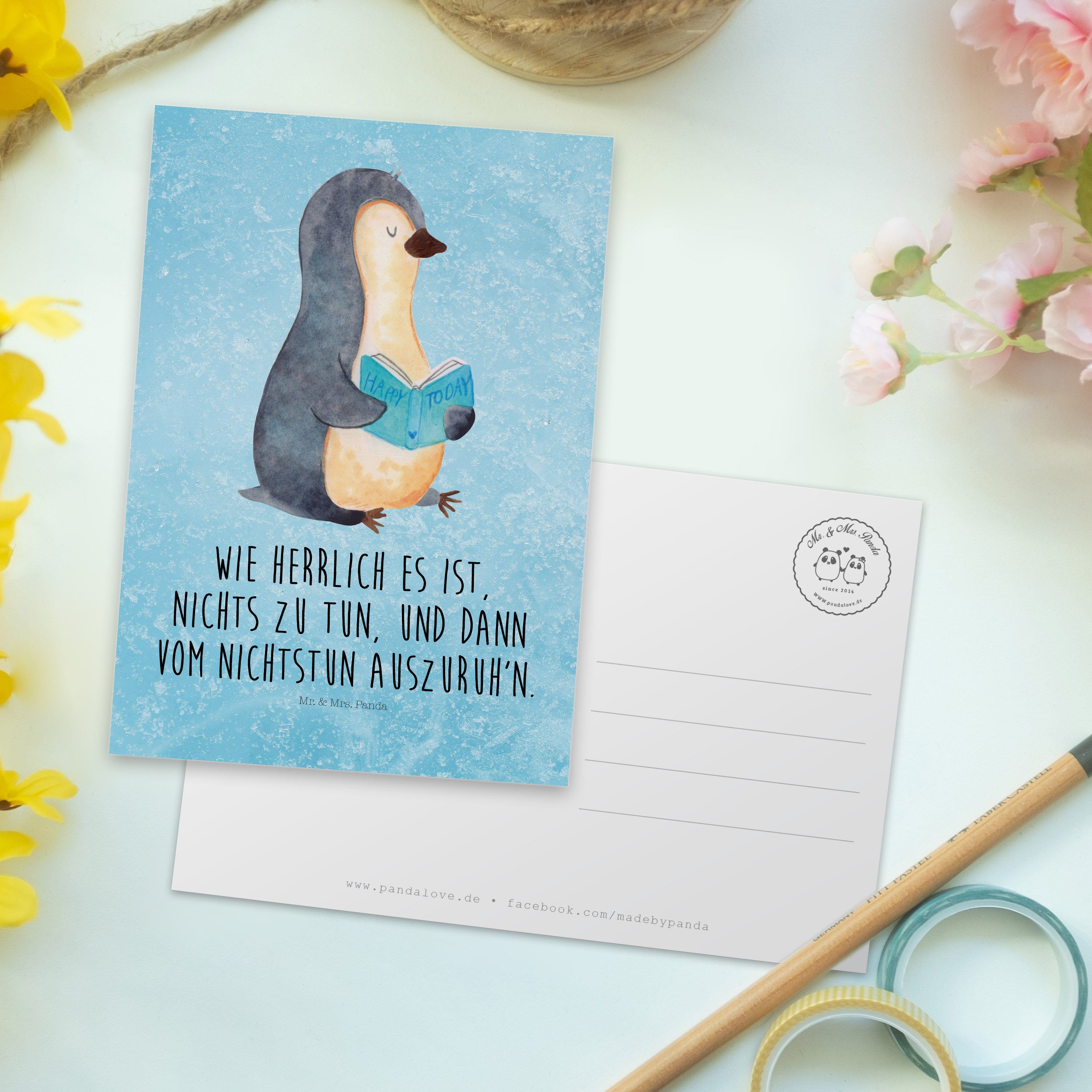 Pinguin & - Mrs. Postkarte - Buch Eisblau Mr. Geschenkkarte, Panda Geschenk, Pinguine Faulenzen,