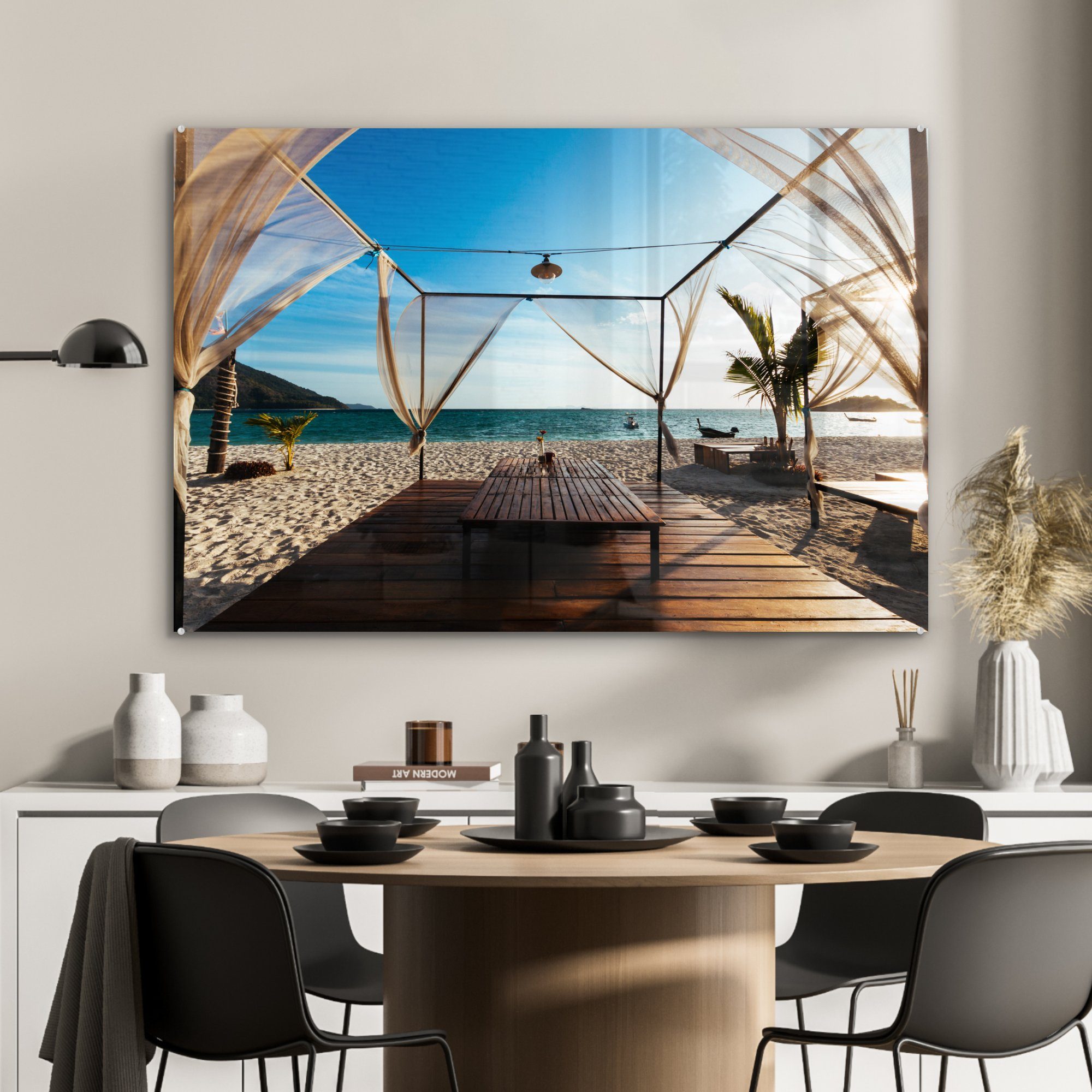 an tropischen Wohnzimmer Acrylglasbilder einem Bali, (1 Acrylglasbild Strand St), Hölzerne Plattform & MuchoWow Schlafzimmer in