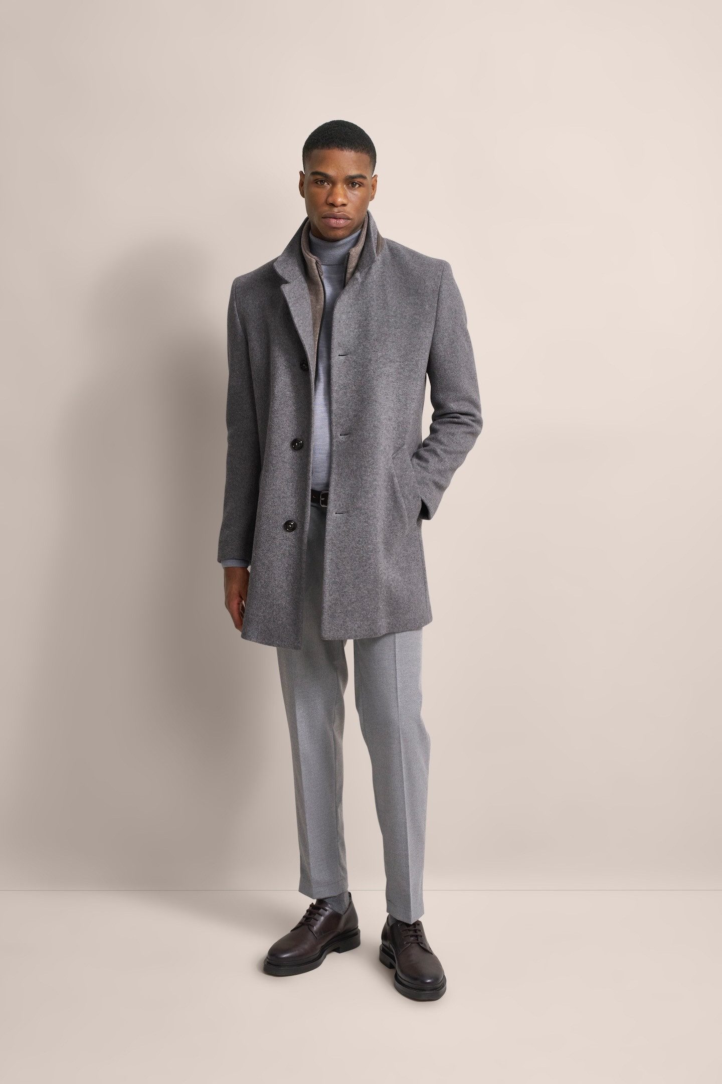 bugatti Kurzmantel aus einer Kaschmir-Wollqualität