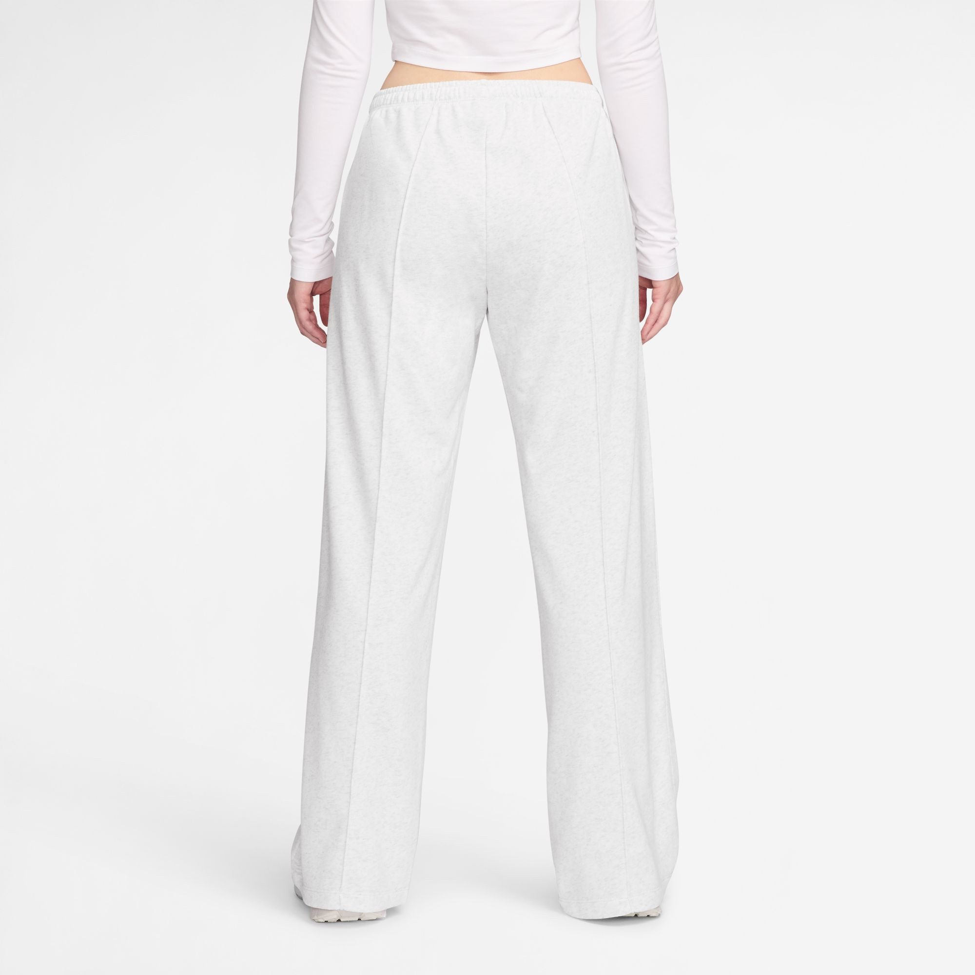 Nike Sportswear Sporthose W NSW OFFLN CHLL FT OH MR PANT aus Baumwolle und Polyester, mit elastischem Bund, lockerer Schnitt