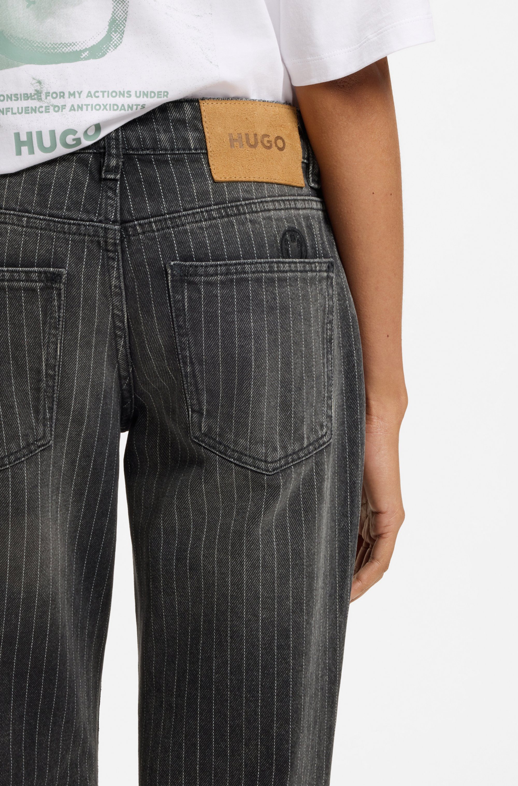 HUGO Bootcut-Jeans Gelissa mit Nadelstreifen, Mid Rise