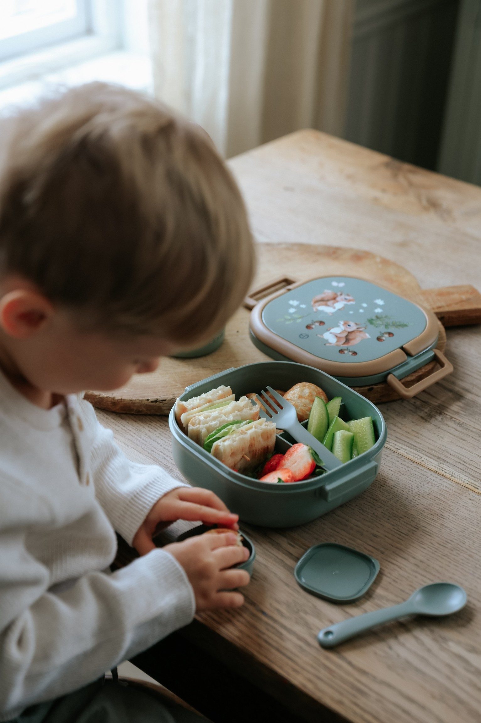 Elodie Lunchbox Elodie Details - Lunch Brotbox - Chipmunk Darling - 17x18,5x7 cm, Kunststoff – Bild 4 von 5