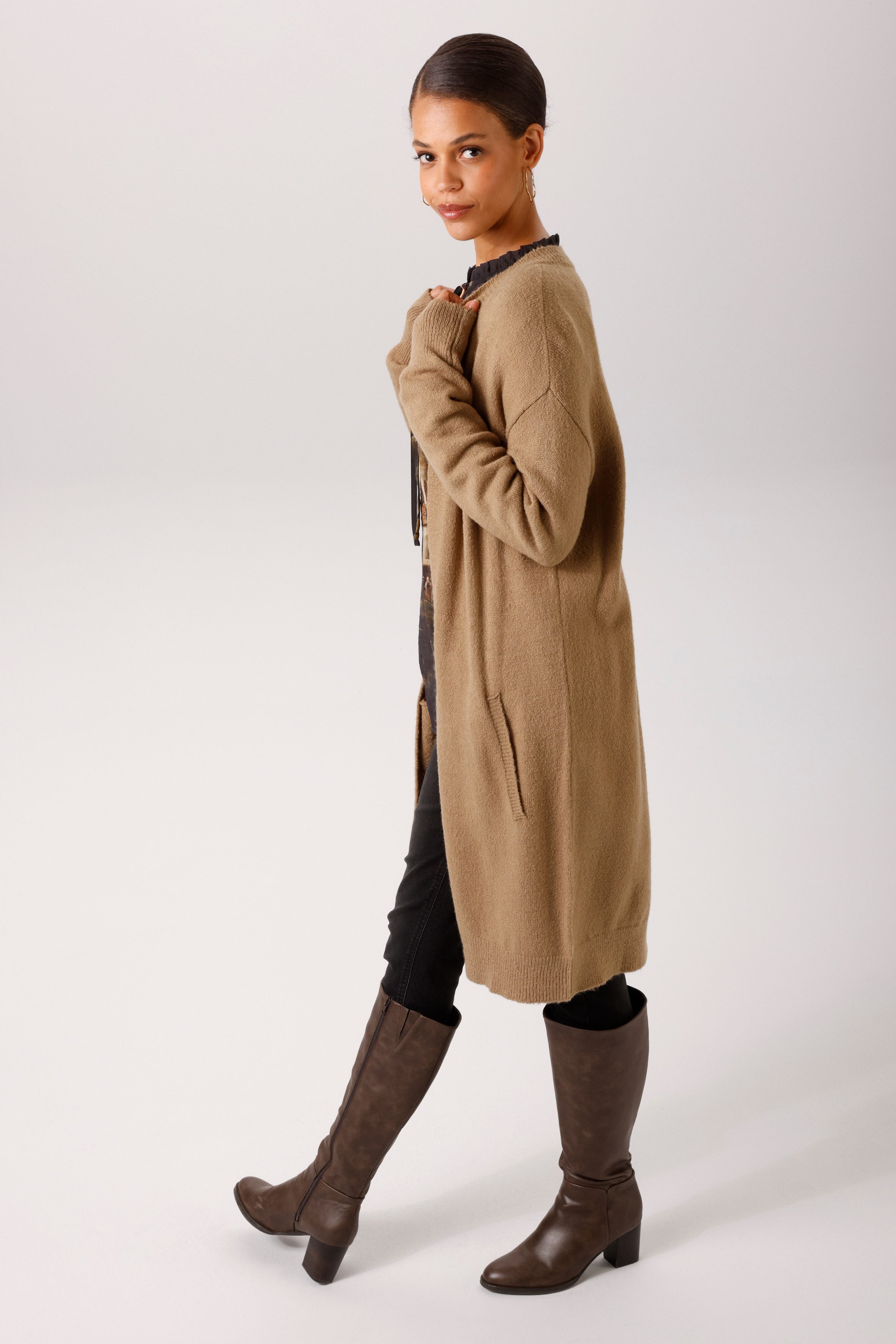 Zum Outfit 4