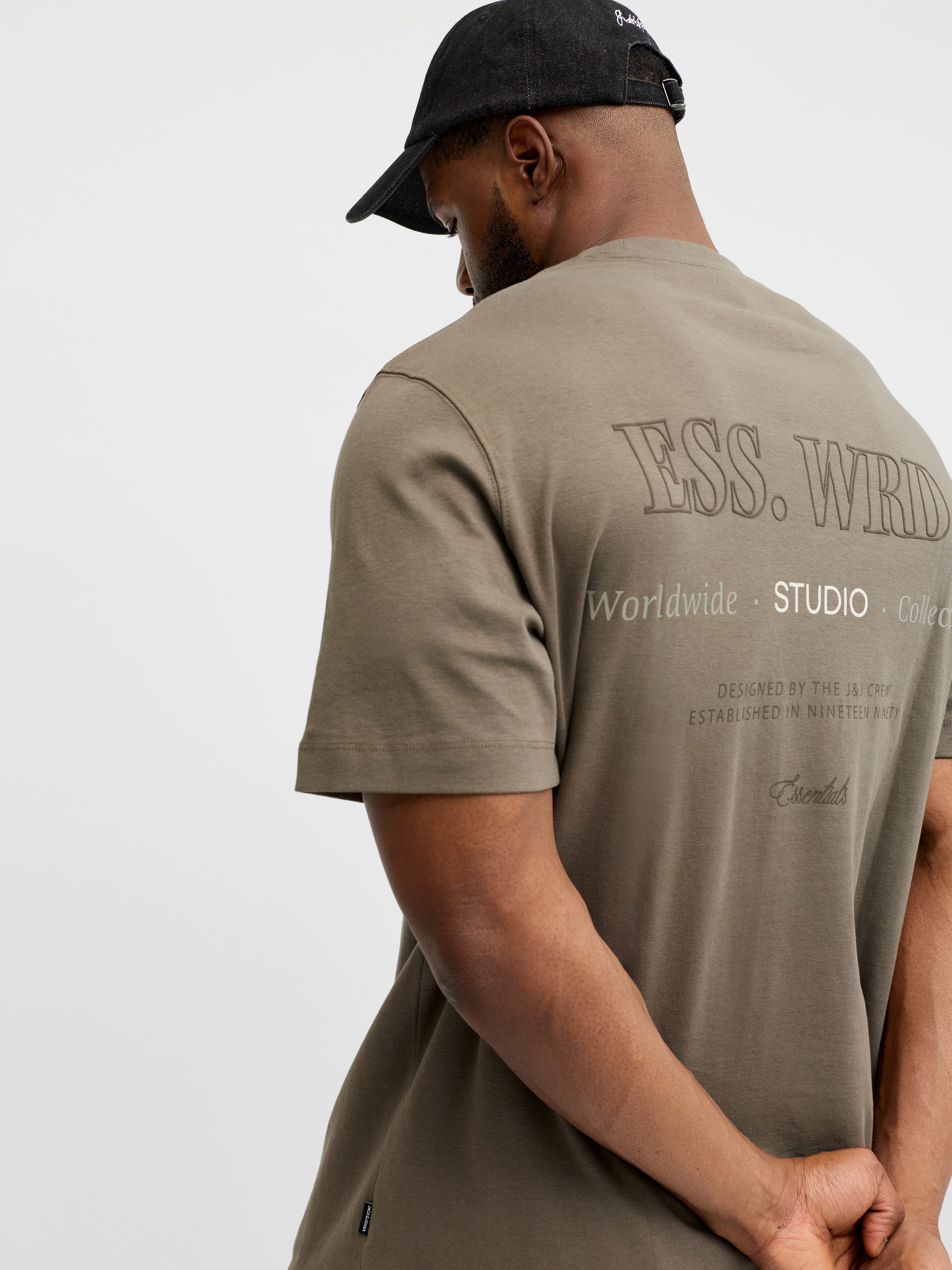 Jack & Jones PlusSize T-Shirt JJEURBAN EDGE STUDIO TEE SS SN PLS mit Logobr günstig online kaufen