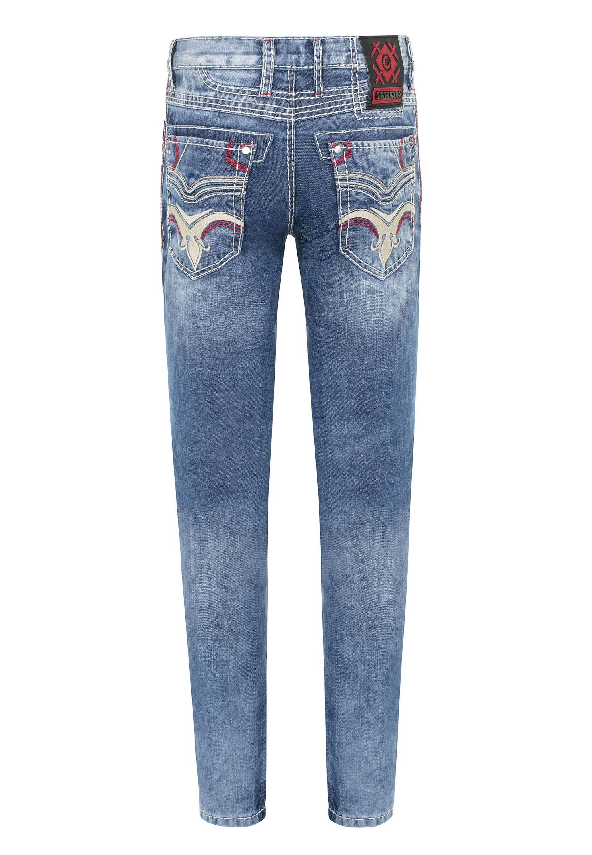 Cipo & Baxx 5-Pocket-Jeans Jeans bequeme Jeans im lässigen Destroyed-Look, CD651