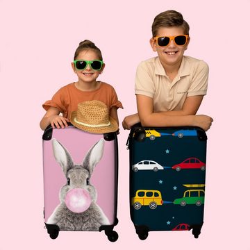 NoBoringSuitcases.com© Kinderkoffer Muster - Jungen - Auto - Sterne 55x35x20cm, 4 Rollen, Kindertrolley, Handgepäck, Reisekoffer für Jungen