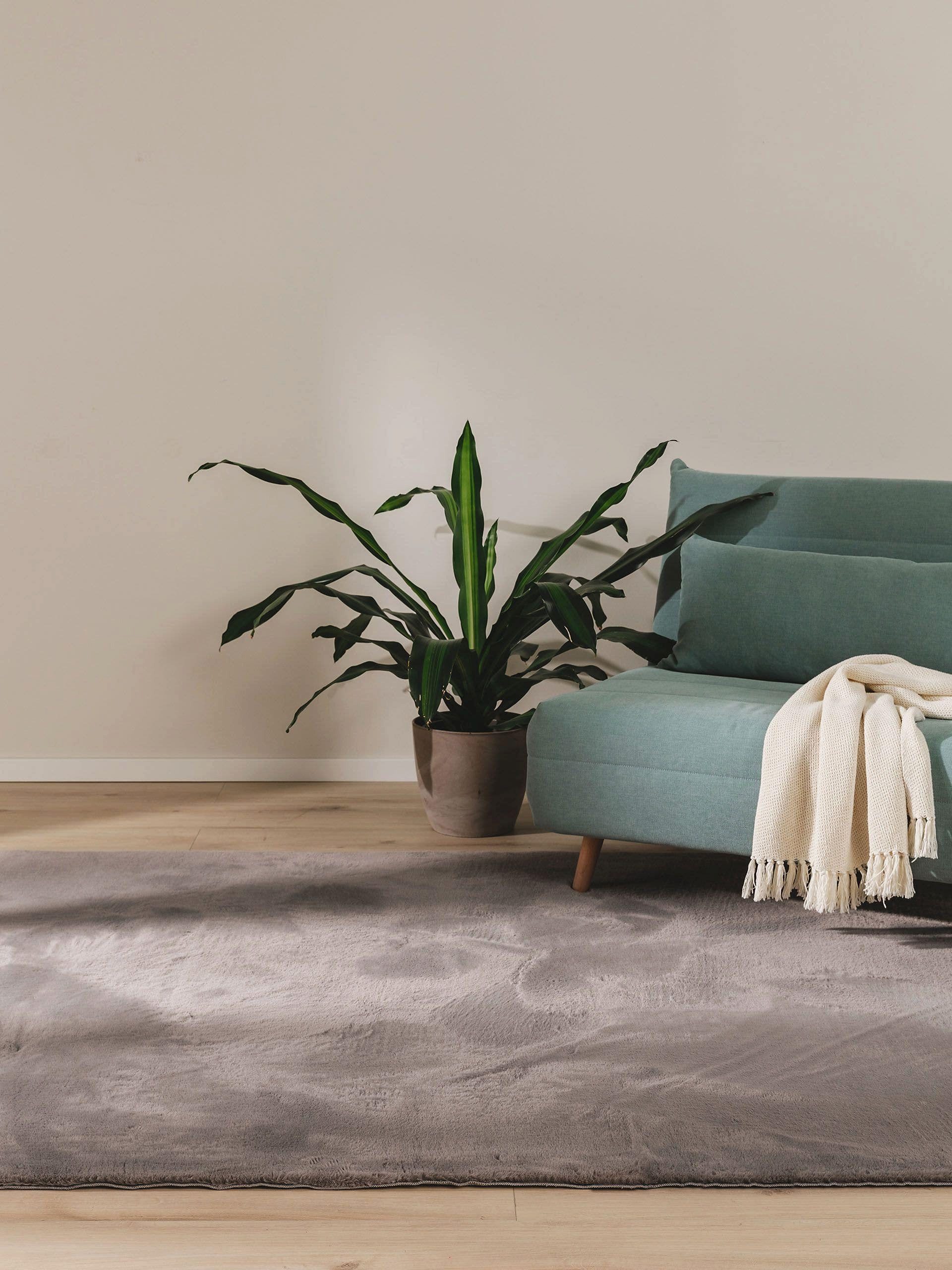 benuta Fellteppich Furry, rechteckig, Höhe: 11 mm, Teppich Wohnzimmer, Esszimmer, Schlafzimmer, Flur, Weich, Rutschfest