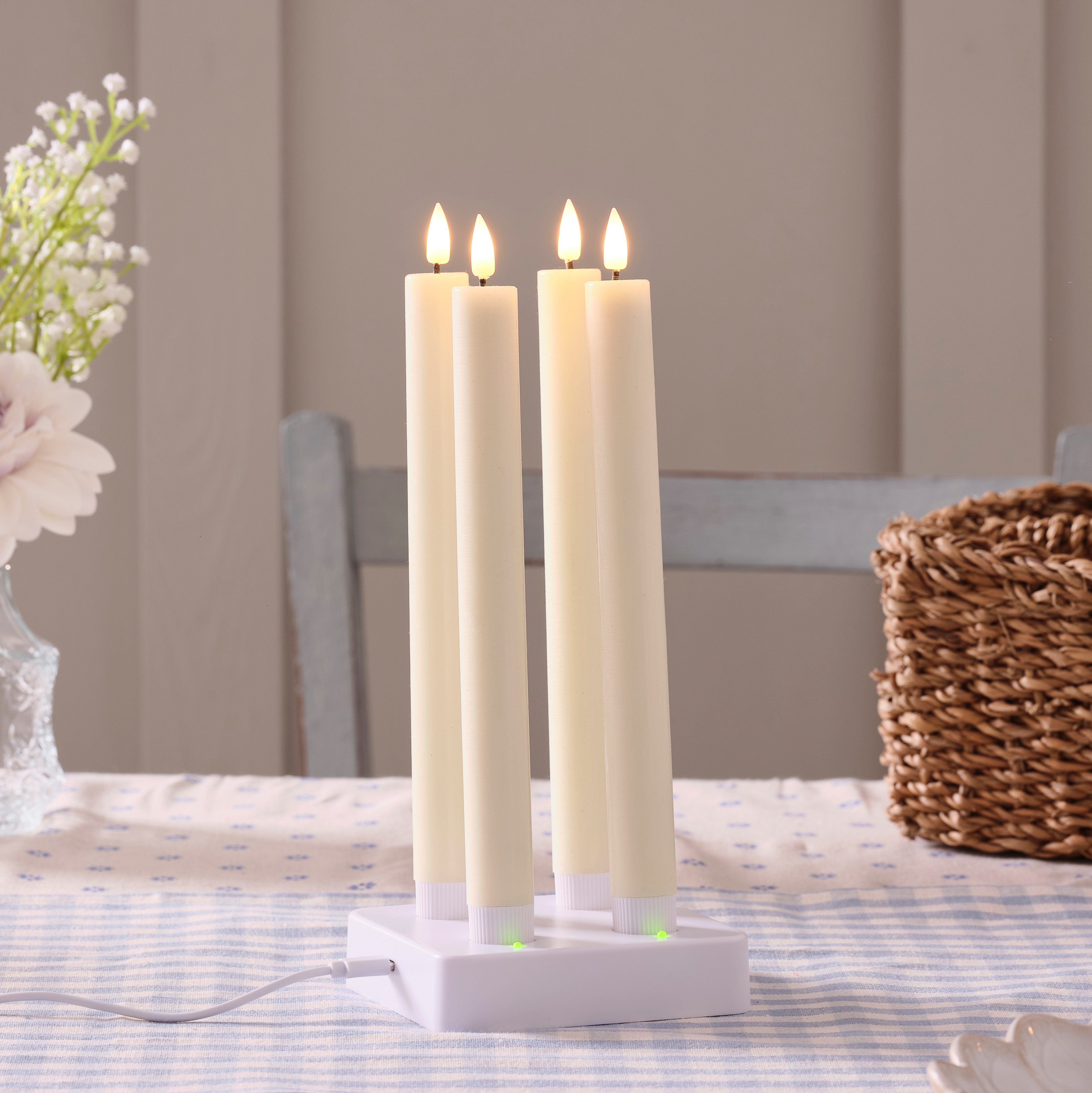 Lights4fun LED-Kerze 4er Set TruGlow® LED Stabkerzen Echtwachs elfenbeinfarben wiederauflad