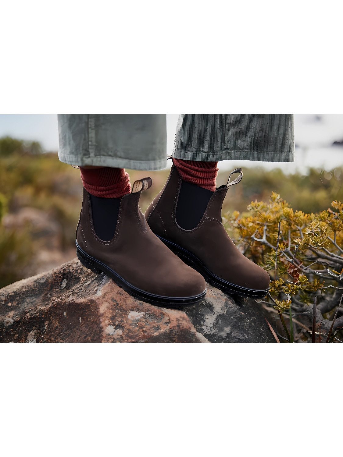 Blundstone #2410 Brown Suede (Originals Series) Stiefel