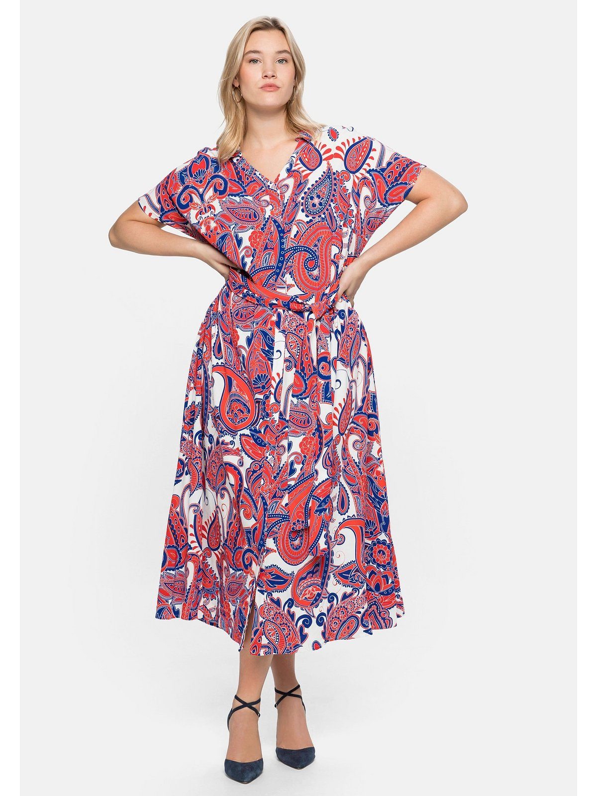 Sheego Sommerkleid »Kleid« mit hübschem Paisleyprint und Bindeband online  kaufen | OTTO