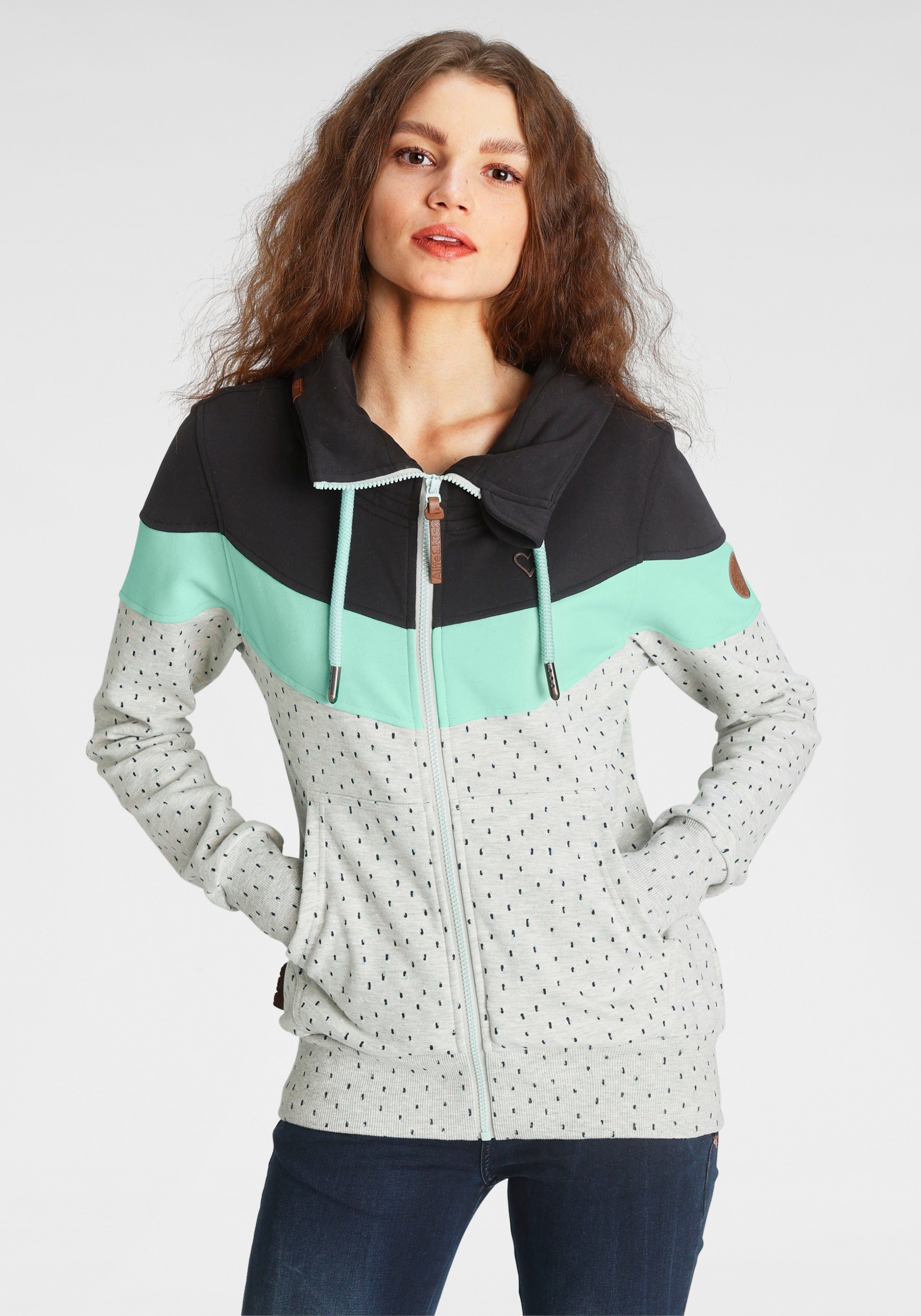 Sweatshirt Stehkragen und hohem & Kickin mit Kontrastdetails Alife B ValinaAK sportive Sweatjacke aqua