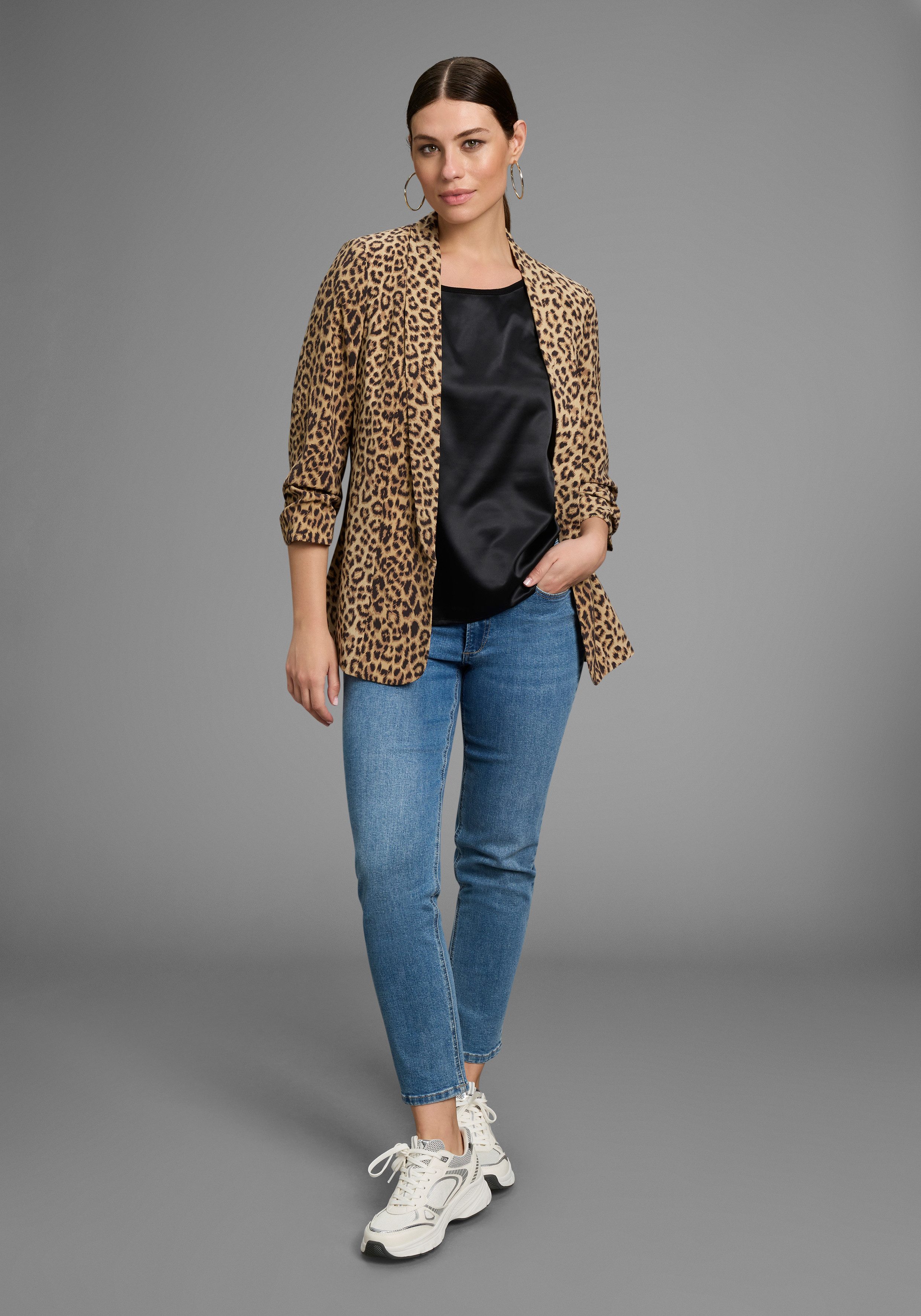 Laura Scott Shirtbluse mit Satin-Vorderteil und hochflexiblen Jersey-Rücken lockere Passfrom, zeitlos & gut zu kombinieren – Bild 4 von 5
