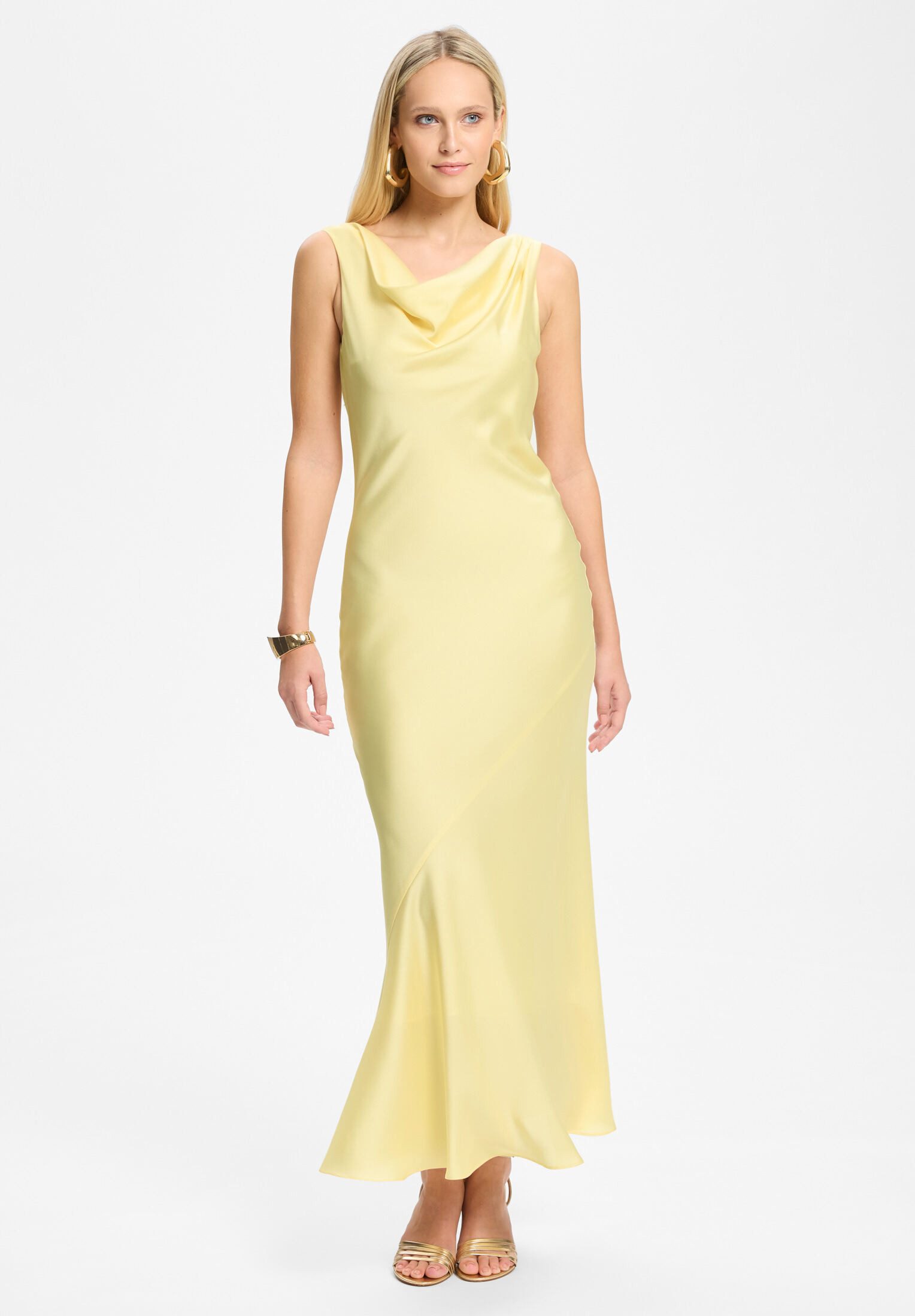 SWING Abendkleid - Abendkleid aus Satin mit Wasserfall Ausschnitt Figurbetonte Passform