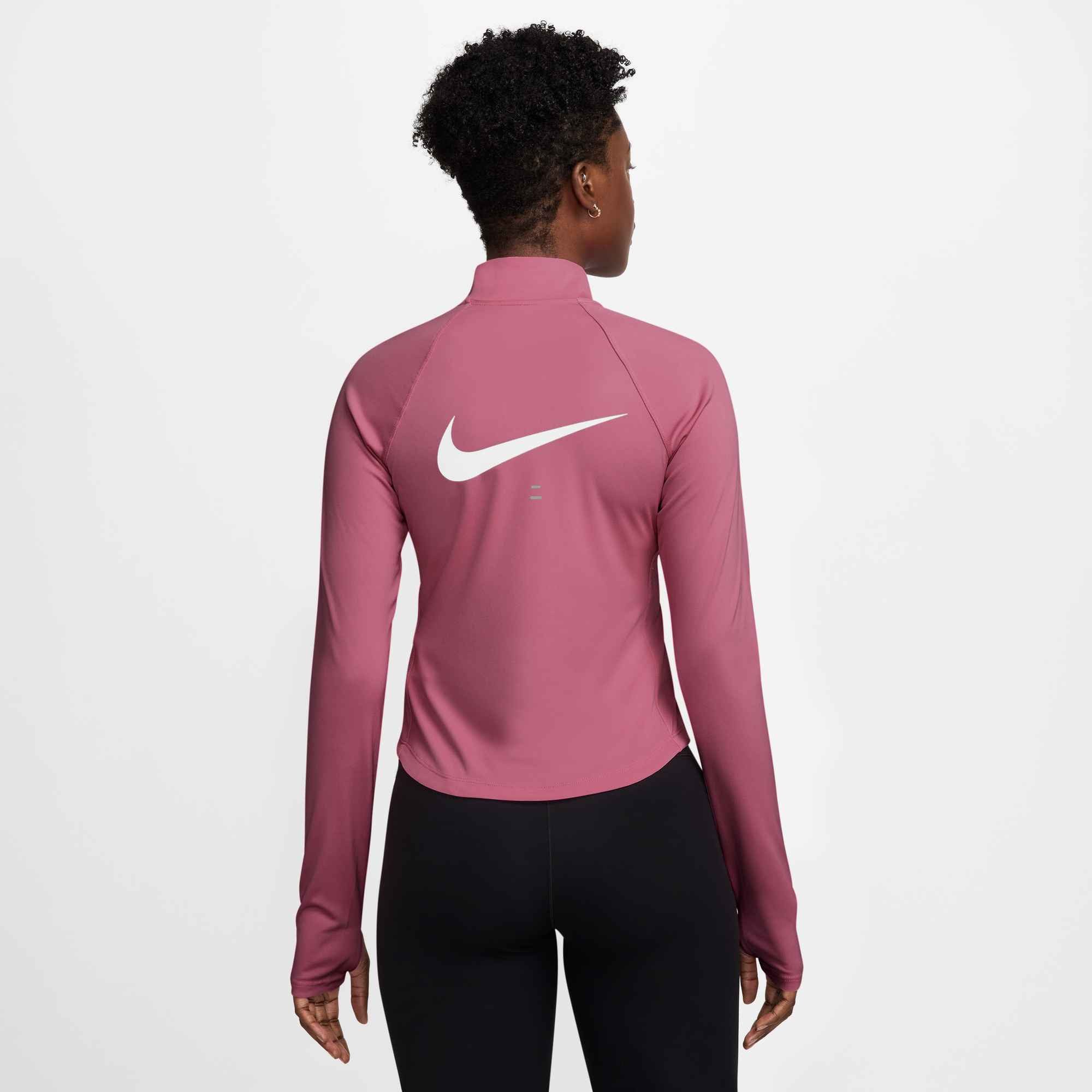 Nike Lauftop W NK TEMPO SWSH HBR DF HZ TOP mit Halbreißverschluss, schweißableitend