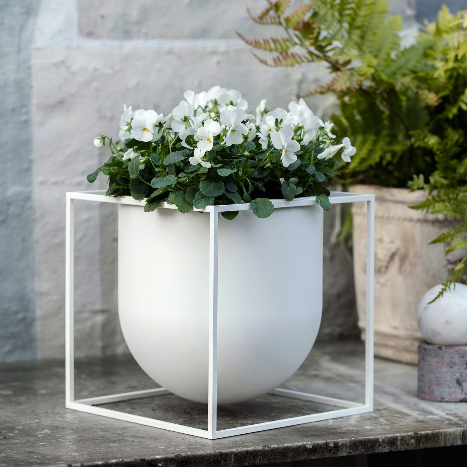 Kubus Lassen by Dekovase Flowerpot 23 White Audo
