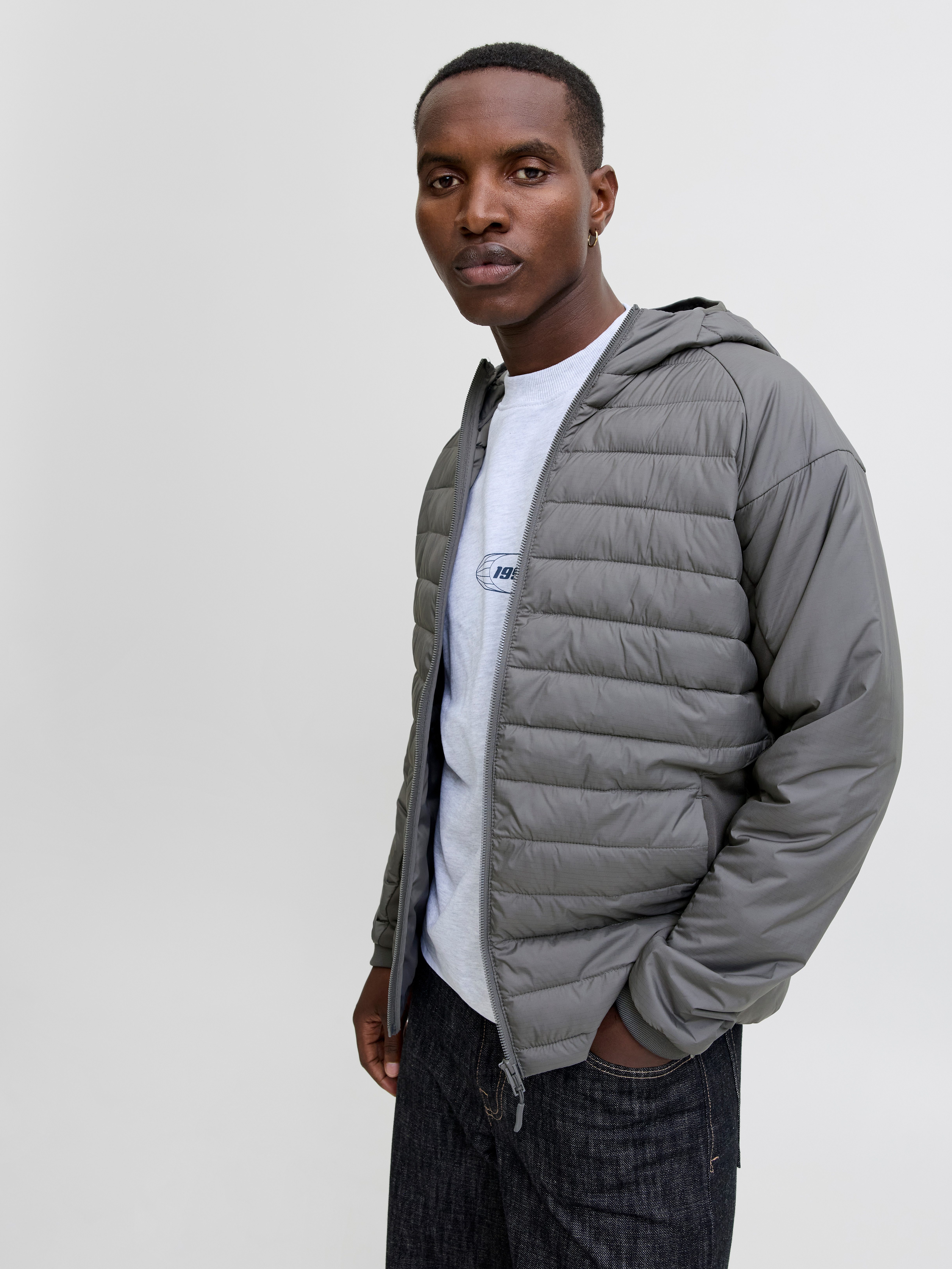 Jack & Jones Steppjacke JJESTATE HYBRID JACKET NOOS mit Kapuze günstig online kaufen
