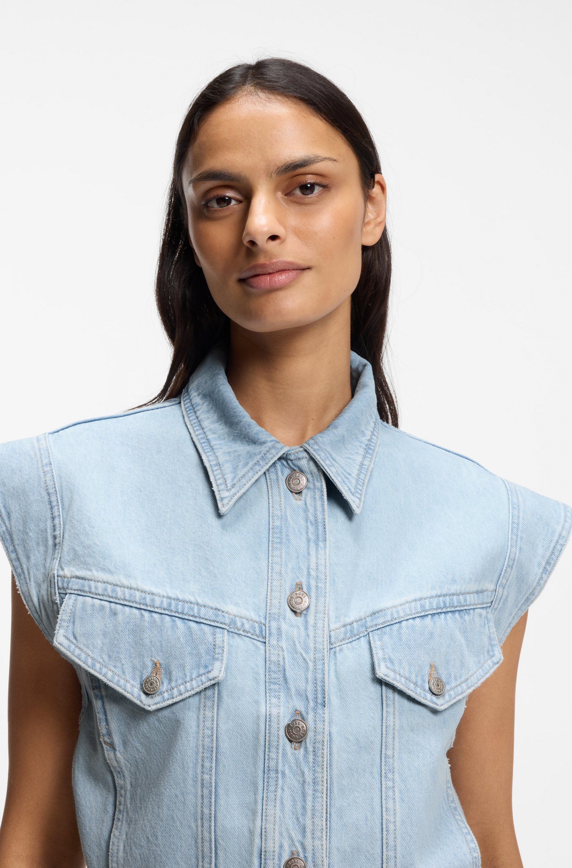 BOSS ORANGE Jeansweste VEST 1.0 Premium Damenmode Boxy Fit mit Vintage-Details