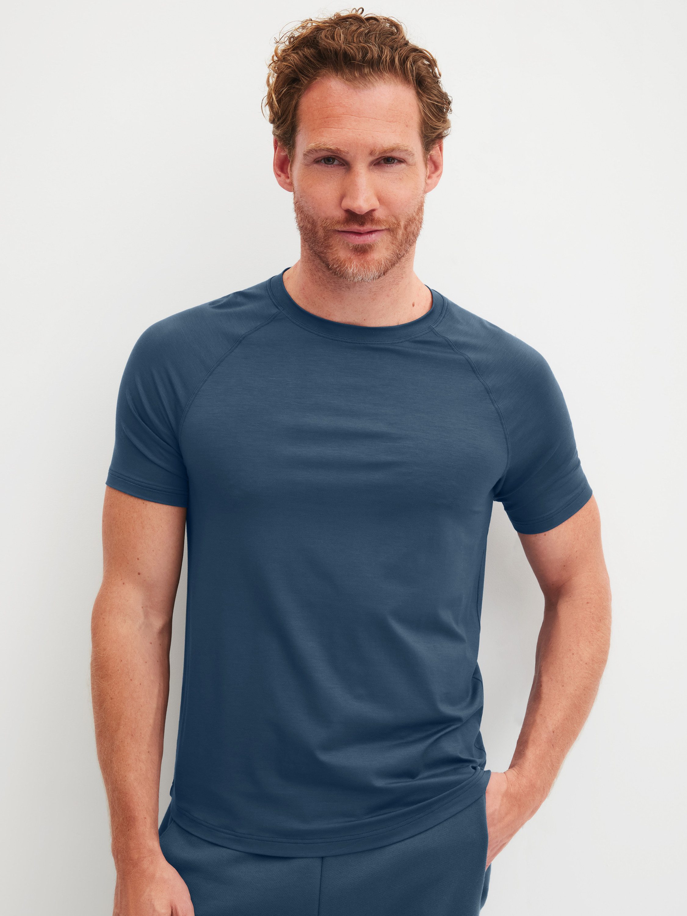 CALIDA Unterziehshirt Balanced Day Herren (1-St) temperaturausgleichend, atmungaktiv, superleichte und feine Qualität