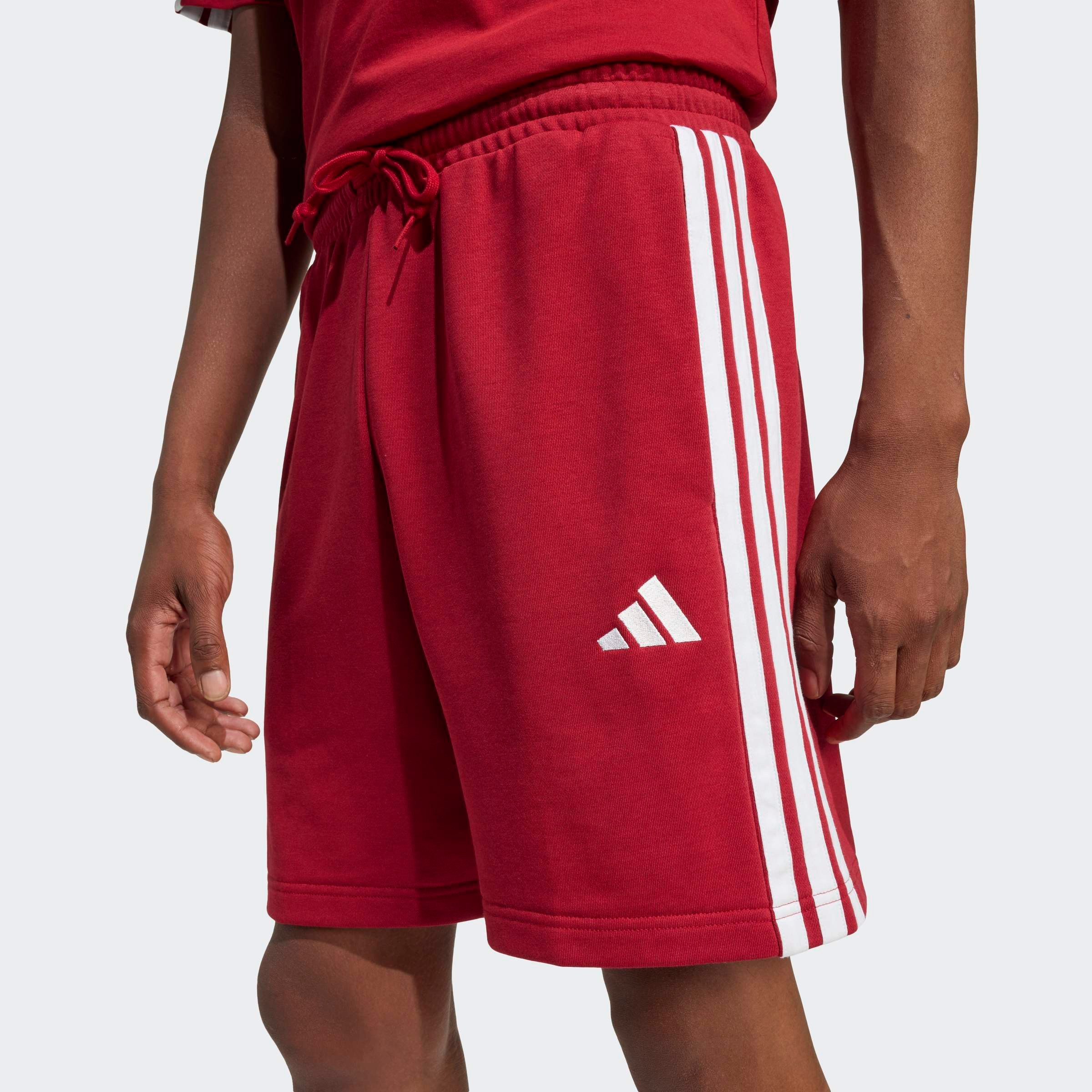adidas Sportswear Shorts M 3S FT SHO für Laufaktivitäten und sportliche Anlässe, mit Kordelverschluss