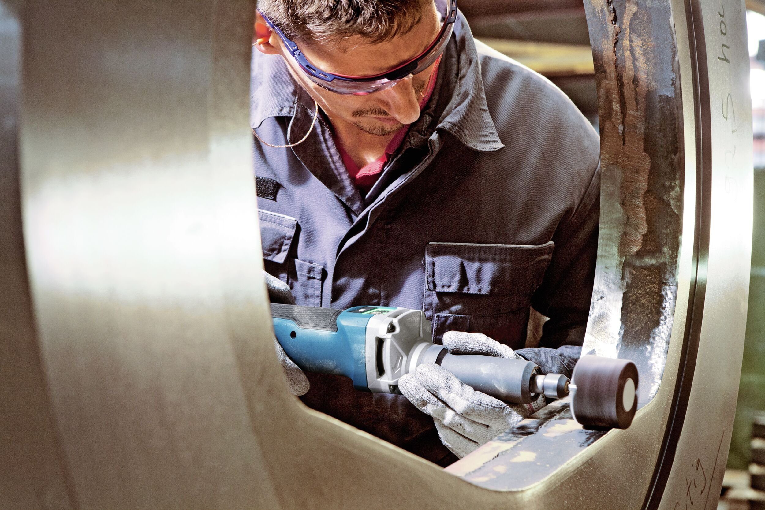 Bosch Professional Akku-Geradschleifer GGS 18V-10 SLC, max. 10500 U/min, Ohne Akku - im Karton