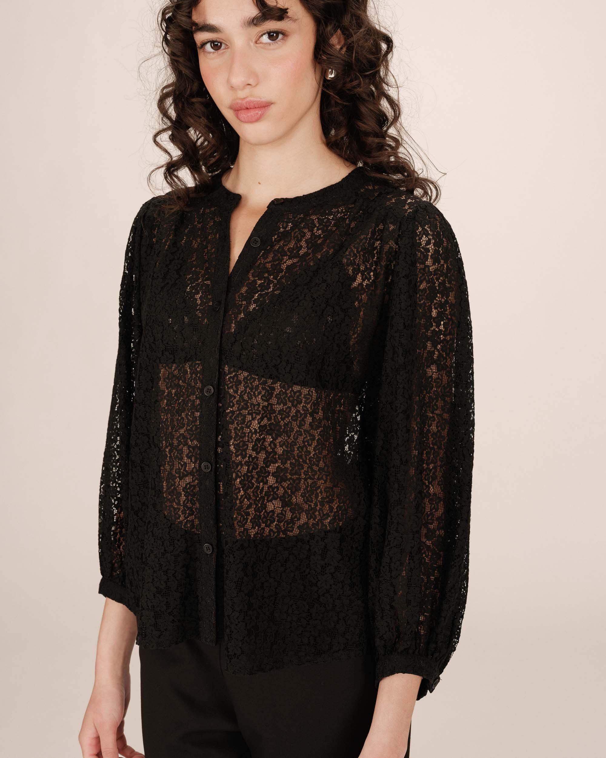 Grace & Mila Langarmbluse Lace blouse SOPHIA - Bluse - Spitzenbluse günstig online kaufen