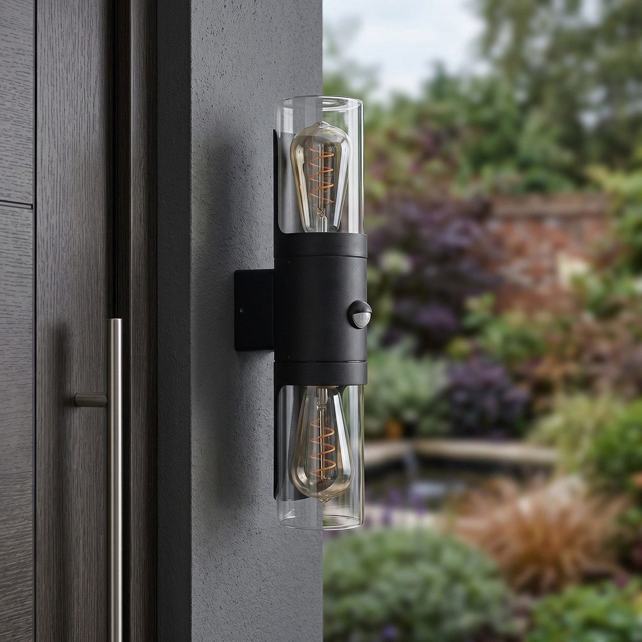 hofstein Außen-Wandleuchte Außenleuchte mit Bewegungsmelder aus Metall/Glas in Schwarz/Klar, ohne Leuchtmittel, Wandlampe für Terrasse/Hof, 2 x E27, ohne Leuchtmittel, IP44