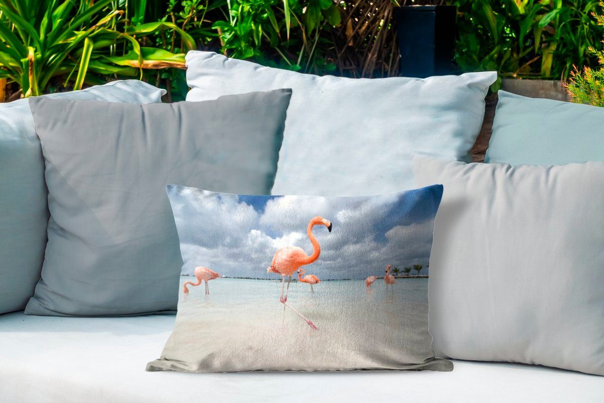 MuchoWow Dekokissen Dekokissenbezug, Polyester, einer Outdoor-Dekorationskissen, in Insel Flamingos Kissenhülle auf Aruba