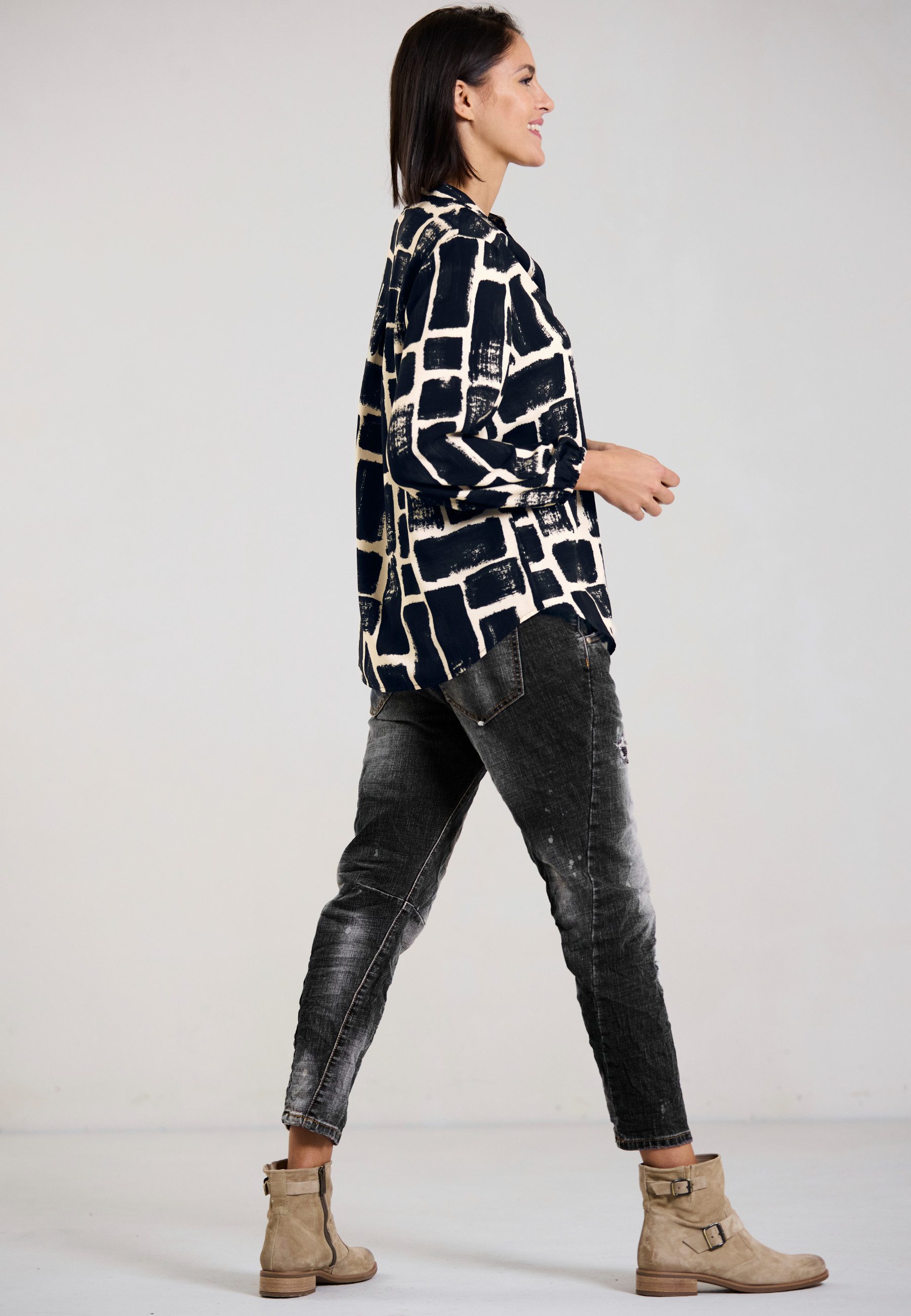 Andijamo-Fashion Schlupfbluse CHECK IT Edler Grafikprint, fließende Silhoue günstig online kaufen