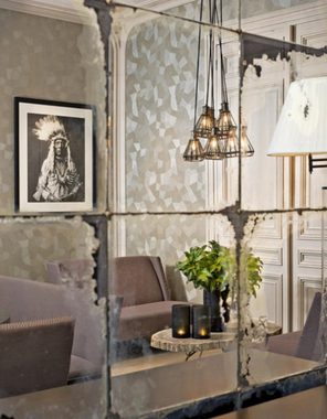 Casa Padrino Couchtisch Luxus Art Deco Designer Couchtisch aus versteinertem Holz - Salon Tisch - Limited Edition