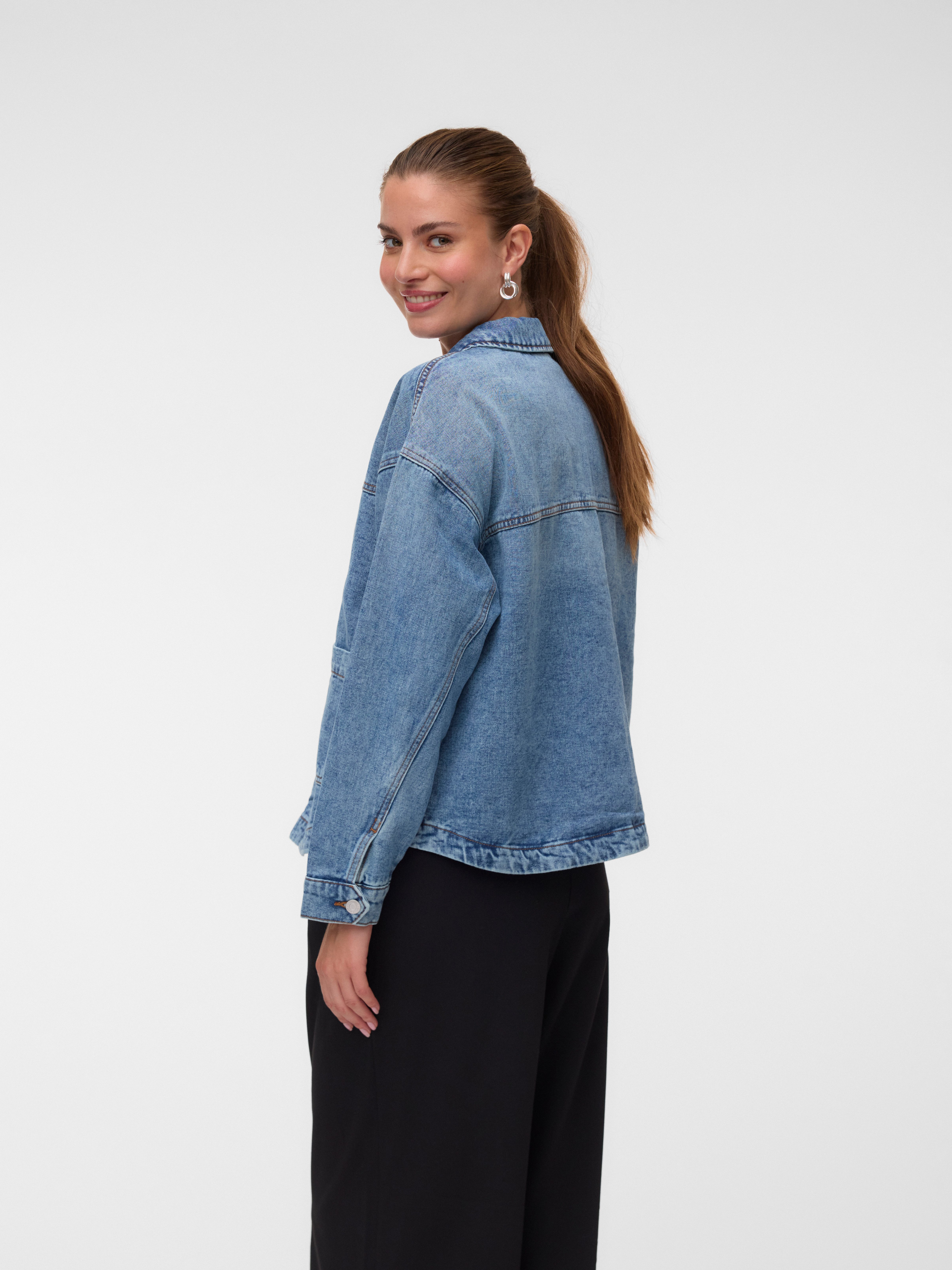 Vero Moda Jeansjacke VMJAMIE LS DENIM SHACKET MIX NOOS Baumwollmischung