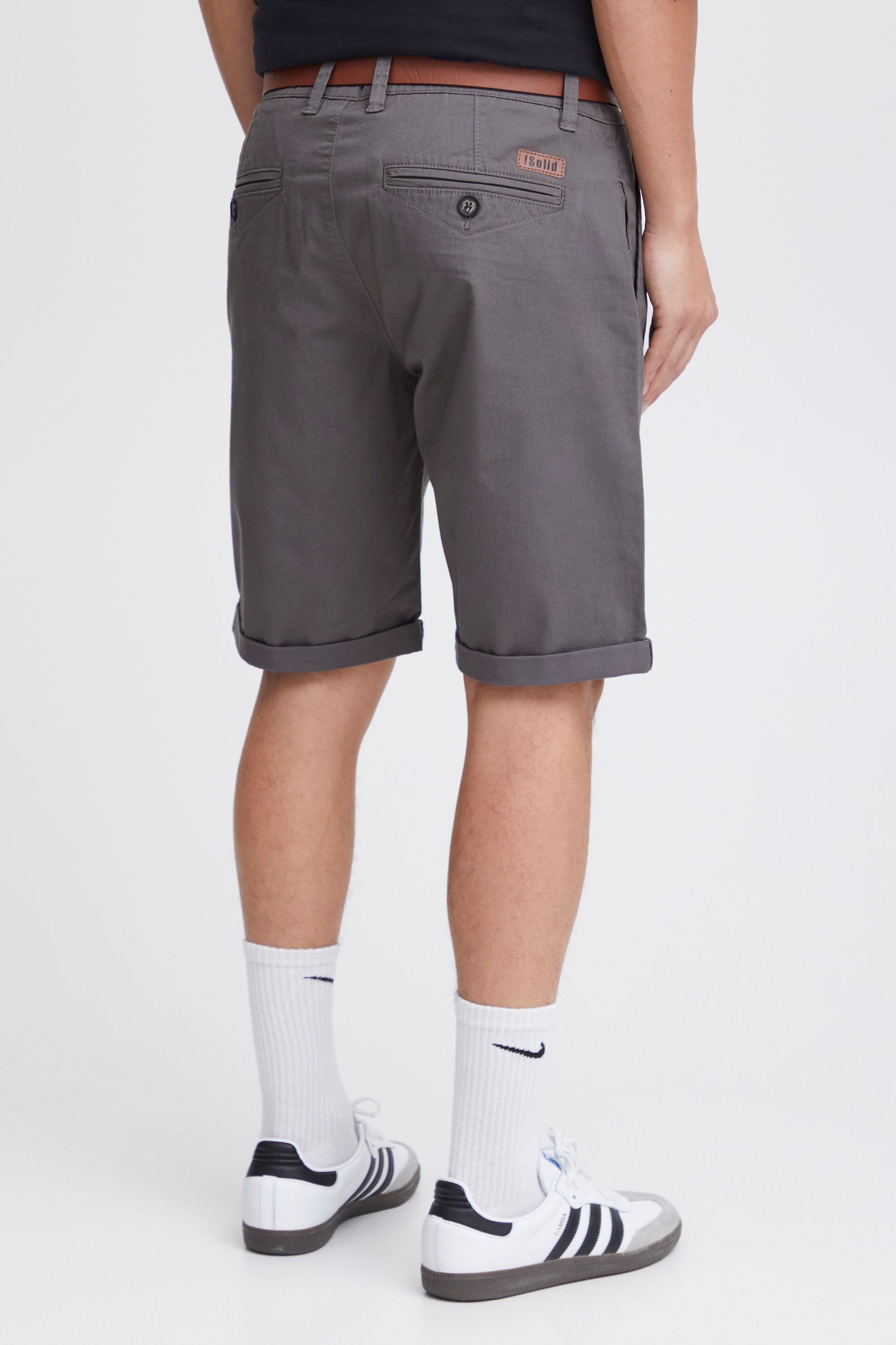 !Solid Chinoshorts SDMontijo Kurze Hose mit Gürtel