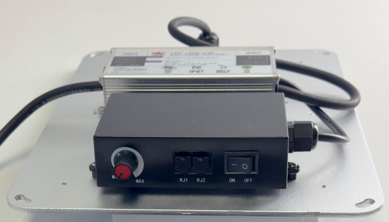 TEUTO Licht Pflanzenlampe Grow Lampe CANDY 420LED® dimmbar, 125W, 355 μmol/s, LED fest integriert