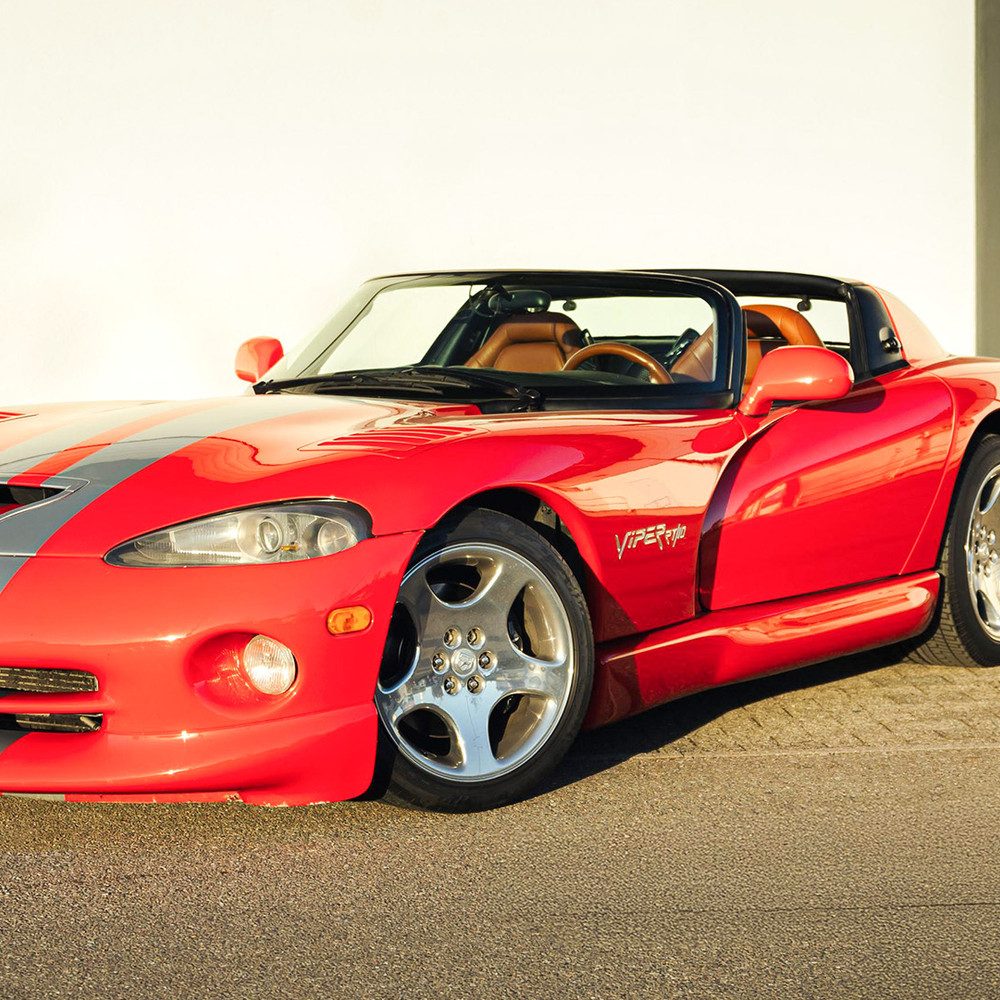 Jochen Schweizer Erlebnisgutschein Dodge Viper RT/10 fahren Weil der Stadt (1 Std), V10 Adrenalin am Schwarzwaldrand