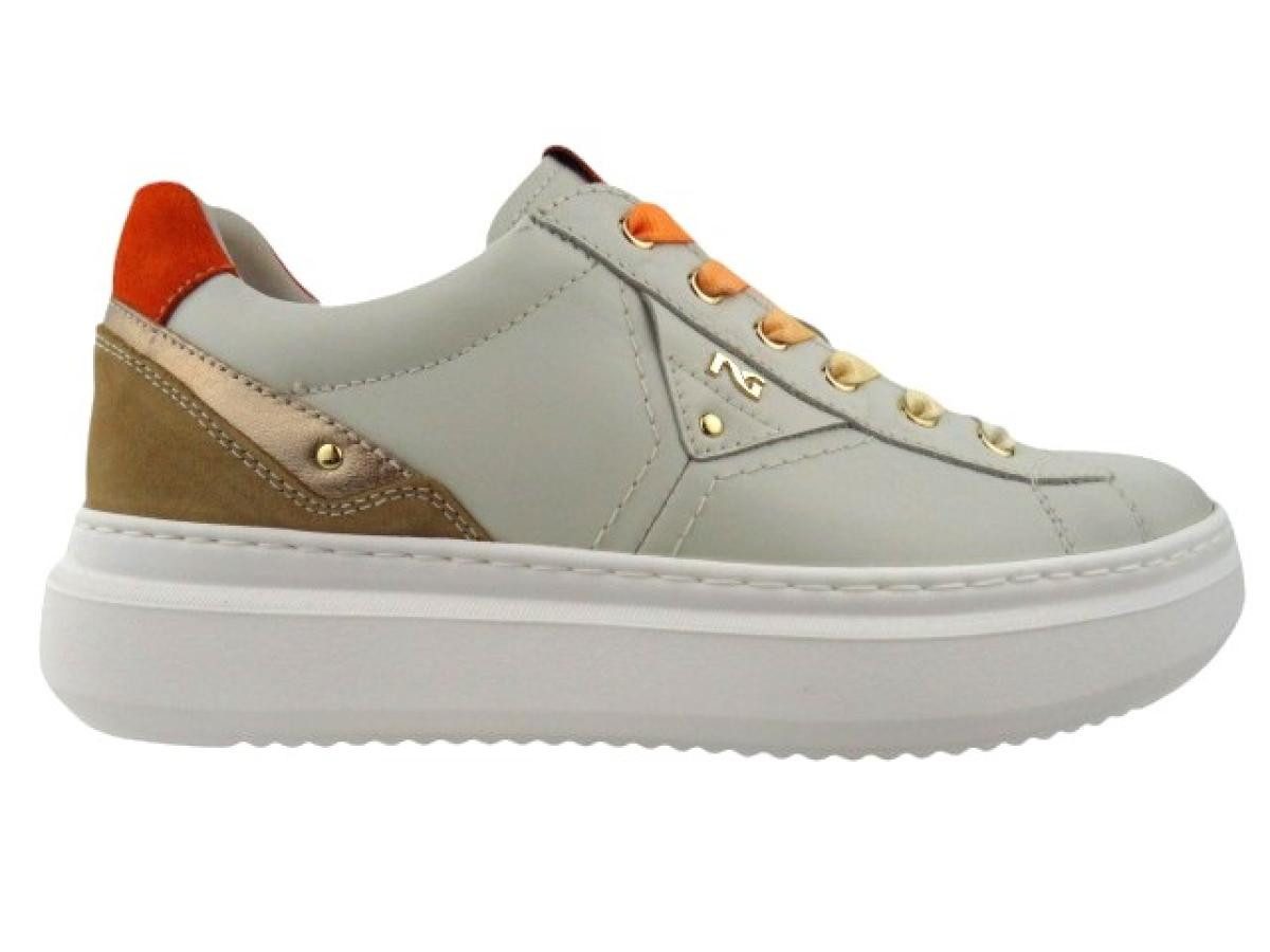 Schnürschuh