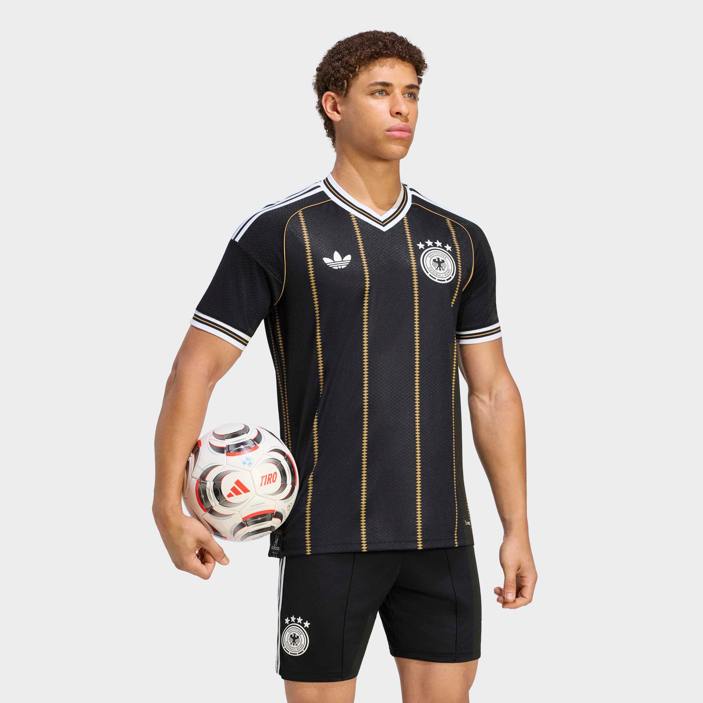 adidas Performance Fußballtrikot DEUTSCHLAND 26 AUSWEICHTRIKOT DFB, Vorbestellung: Versand erfolgt frühestens zum 05.10.2026