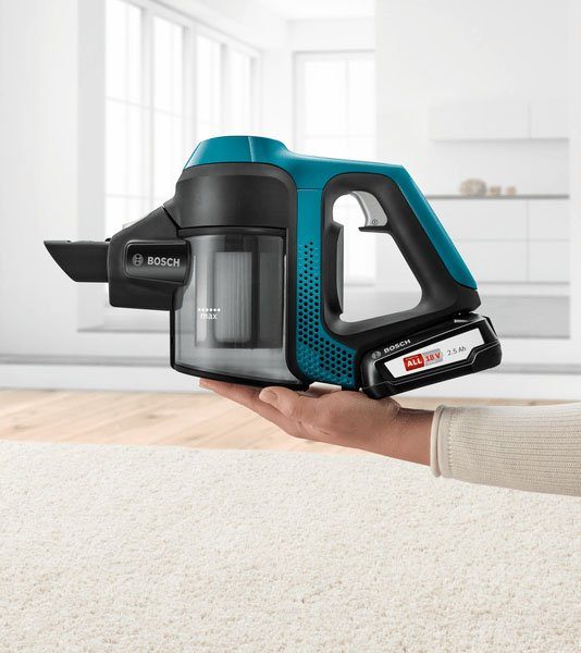 BOSCH Akku-Stielstaubsauger Unlimited 6 BKS6111P, Hygiene-Filter, 10 Jahre Motorgarantie, leicht, beutellos, Akku wechselbar, alle Bodenarten, hohe Saugkraft, lange Laufzeit, blau