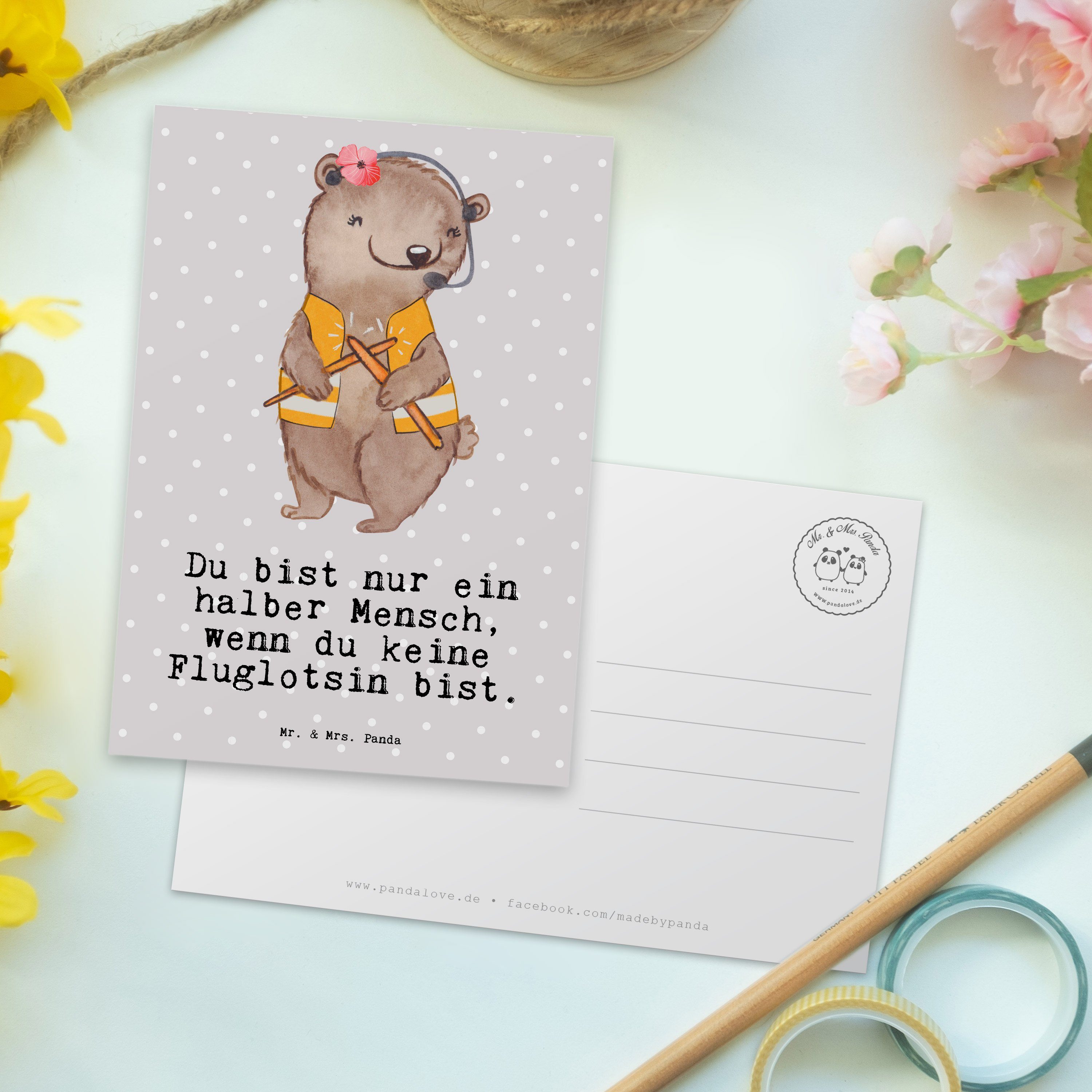Geschen Postkarte mit Mr. - Flugsicherung, - Mrs. Herz Fluglotsin Grau Geschenk, Panda Pastell &