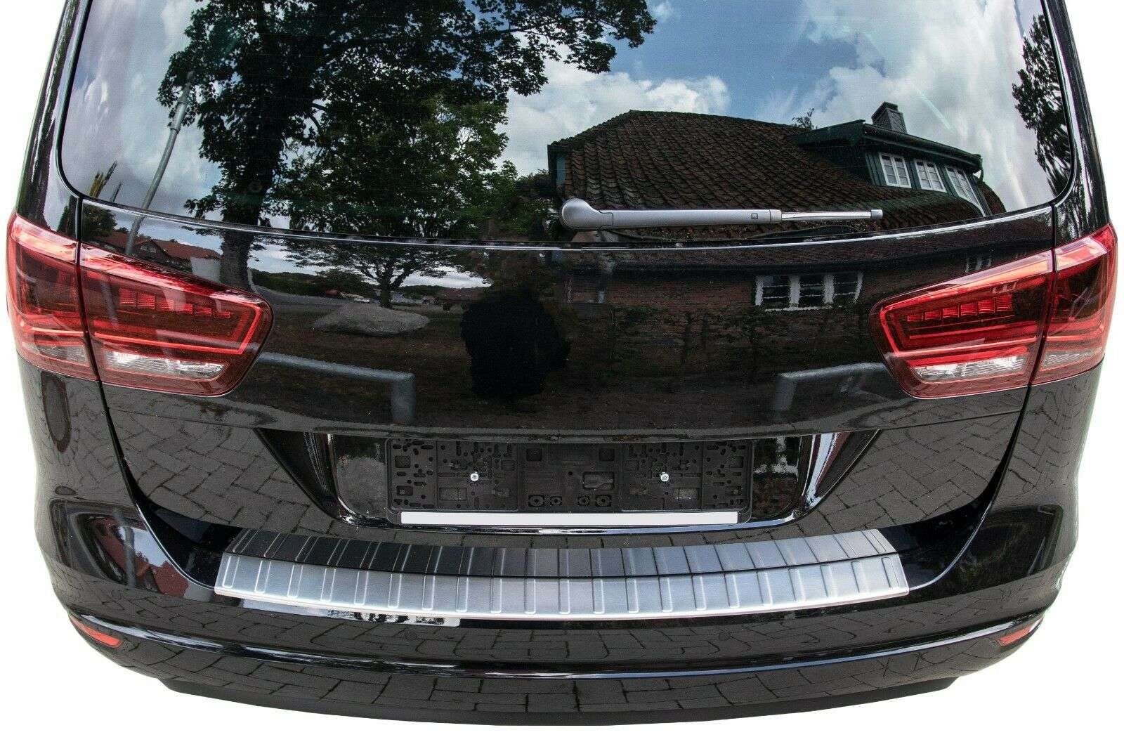 RECAMBO Ladekantenschutz für SEAT ALHAMBRA II ; VW SHARAN II, ab 2010- Stoßstangenschutz, V2A rostfrei, Exklusive Optik, praktischer Schutz & perfekte Passform