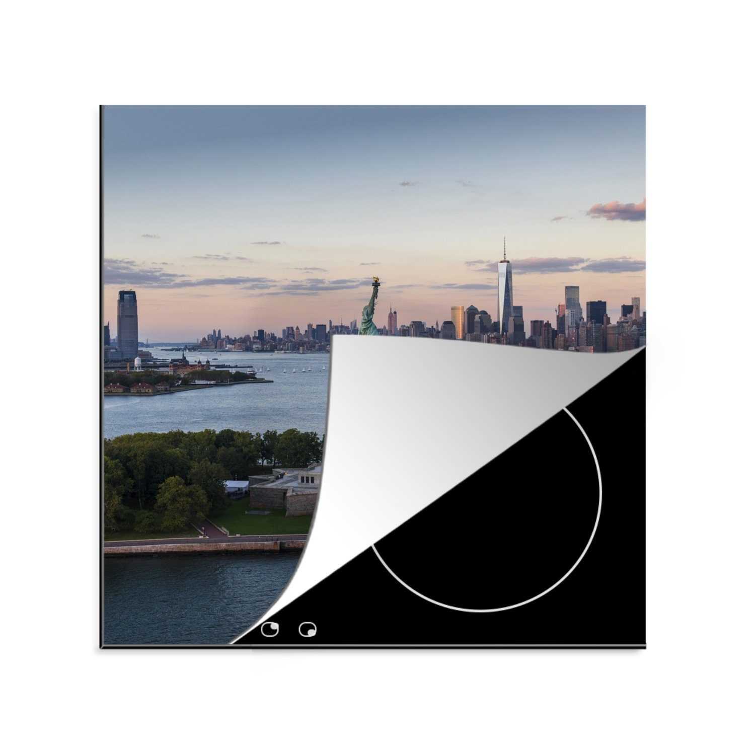 MuchoWow Herdblende-/Abdeckplatte Freiheitsstatue mit New Yorker Skyline, Vinyl, (1 tlg), 78x78 cm, Ceranfeldabdeckung, Arbeitsplatte für küche