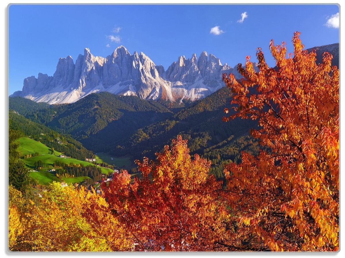 Wallario Schneidebrett Herbst im Gebirgstal unter blauem Himmel, ESG-Sicherheitsglas, (inkl. rutschfester Gummifüße 4mm, 1-St), 30x40cm | Schneidebretter