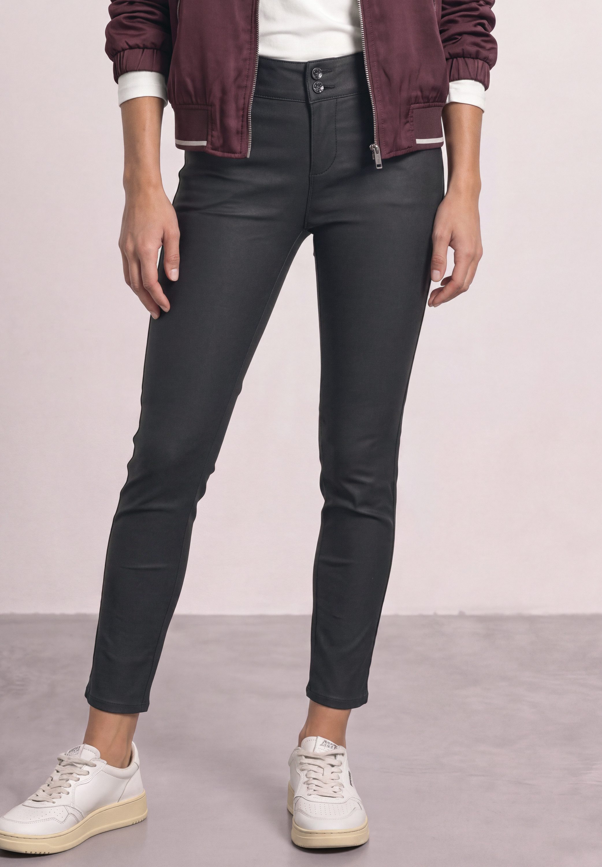 STREET ONE Lederimitathose Style York Mid Waist Hose im Slim Fit in Leder-Optik