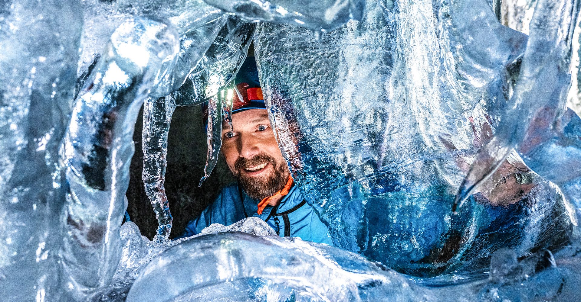 Erlebnisgutschein Tour durch den Natureispalast im Hintertuxer Gletscher