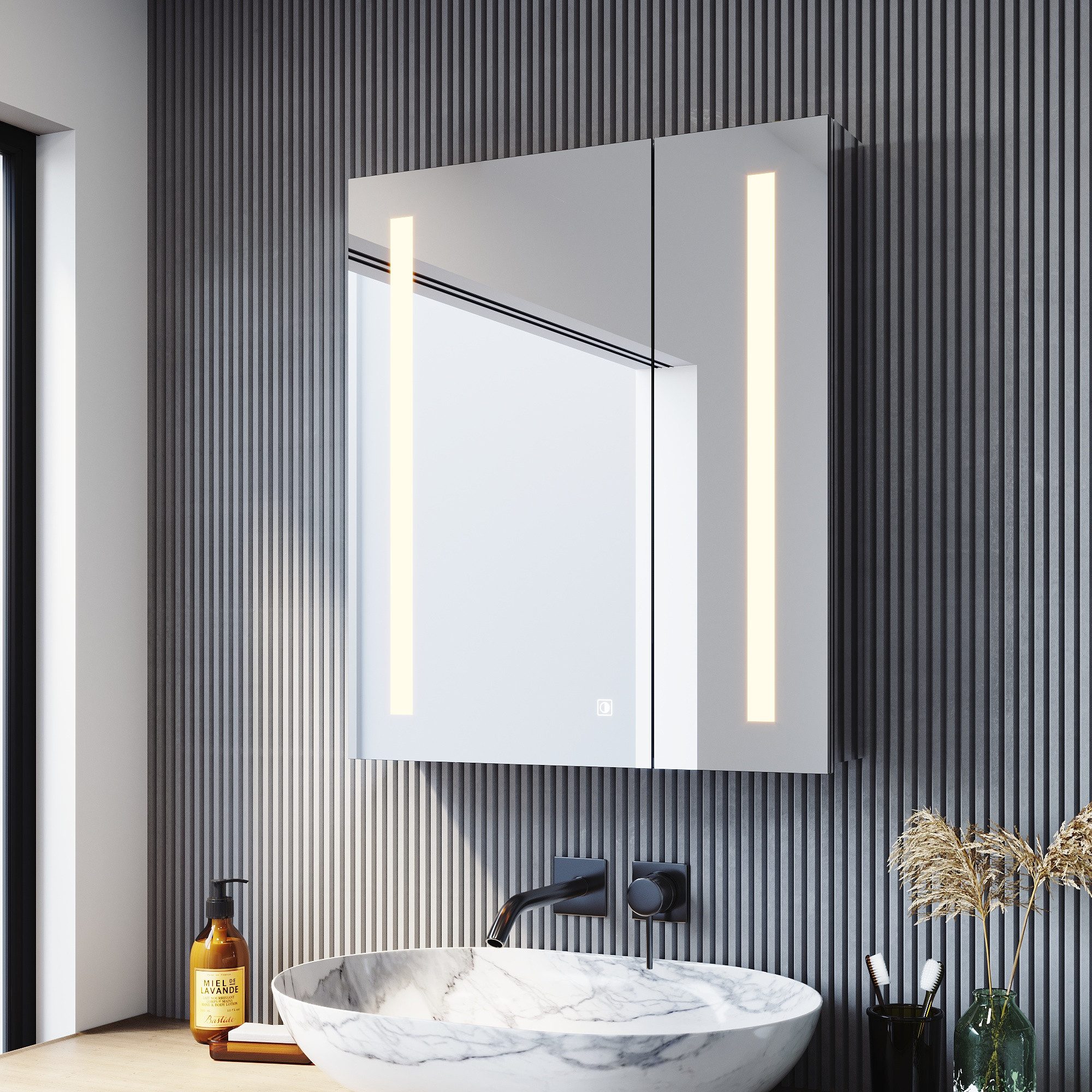 SONNI Spiegelschrank Spiegelschrank Badezimmer mit Beleuchtung Edelstahl 60x70cm mit Steckdose Kalt/Warm/Neutral Licht, dimmbar