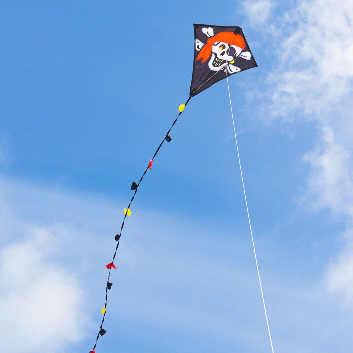 HQ Flug-Drache Kinderdrachen Einleiner Drachen HQ Eddy Jolly Roger 50 cm Flugdrachen, (1-tlg), + 2,5 m Drachenschwanz