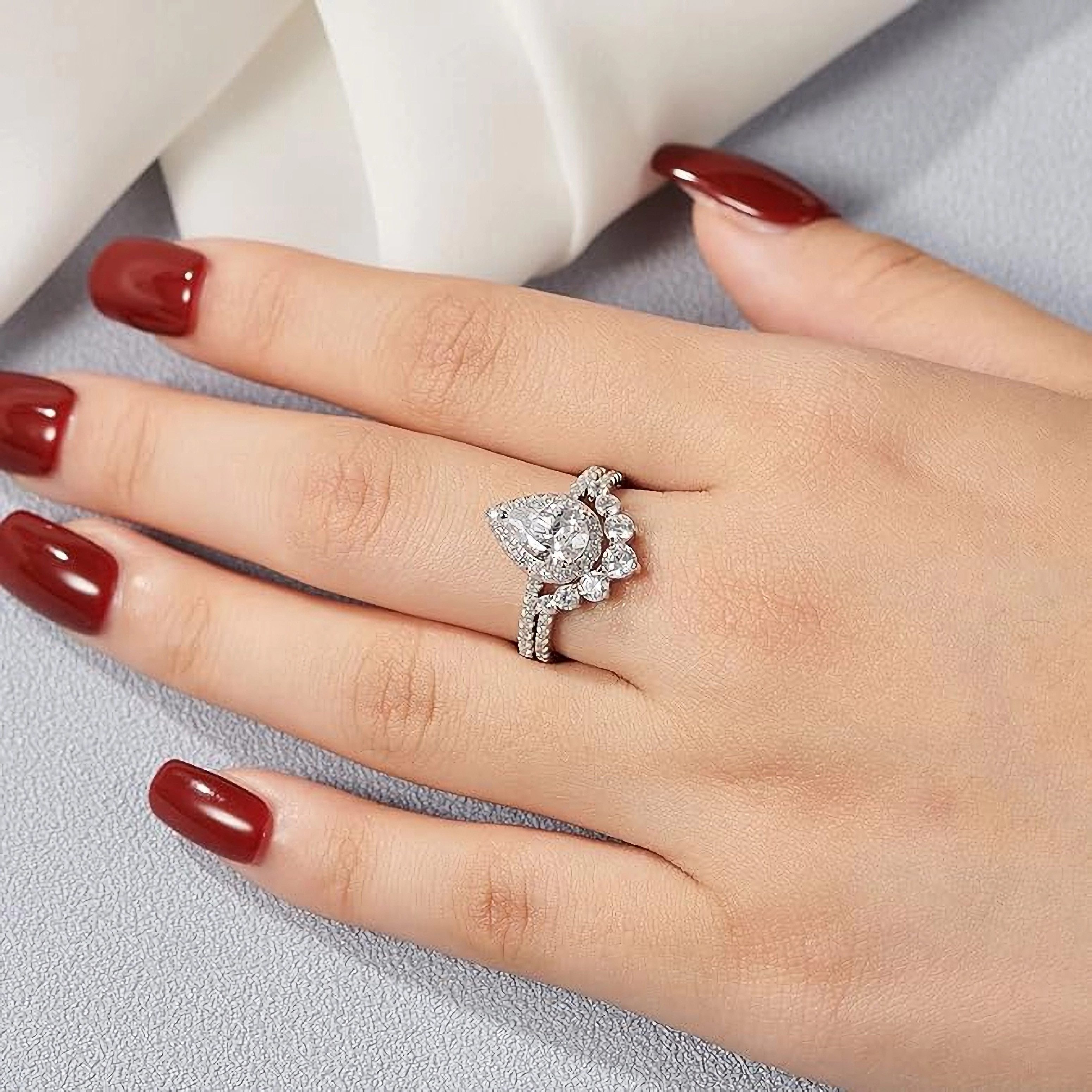 Jumpeak Verlobungsring Brautring mit 2ct Tränendiamant Labordiamant Halo Pavé Design als, 14K Gold stapelbarer Doppelring, perfekt als Hochzeitsgeschenk für Sie