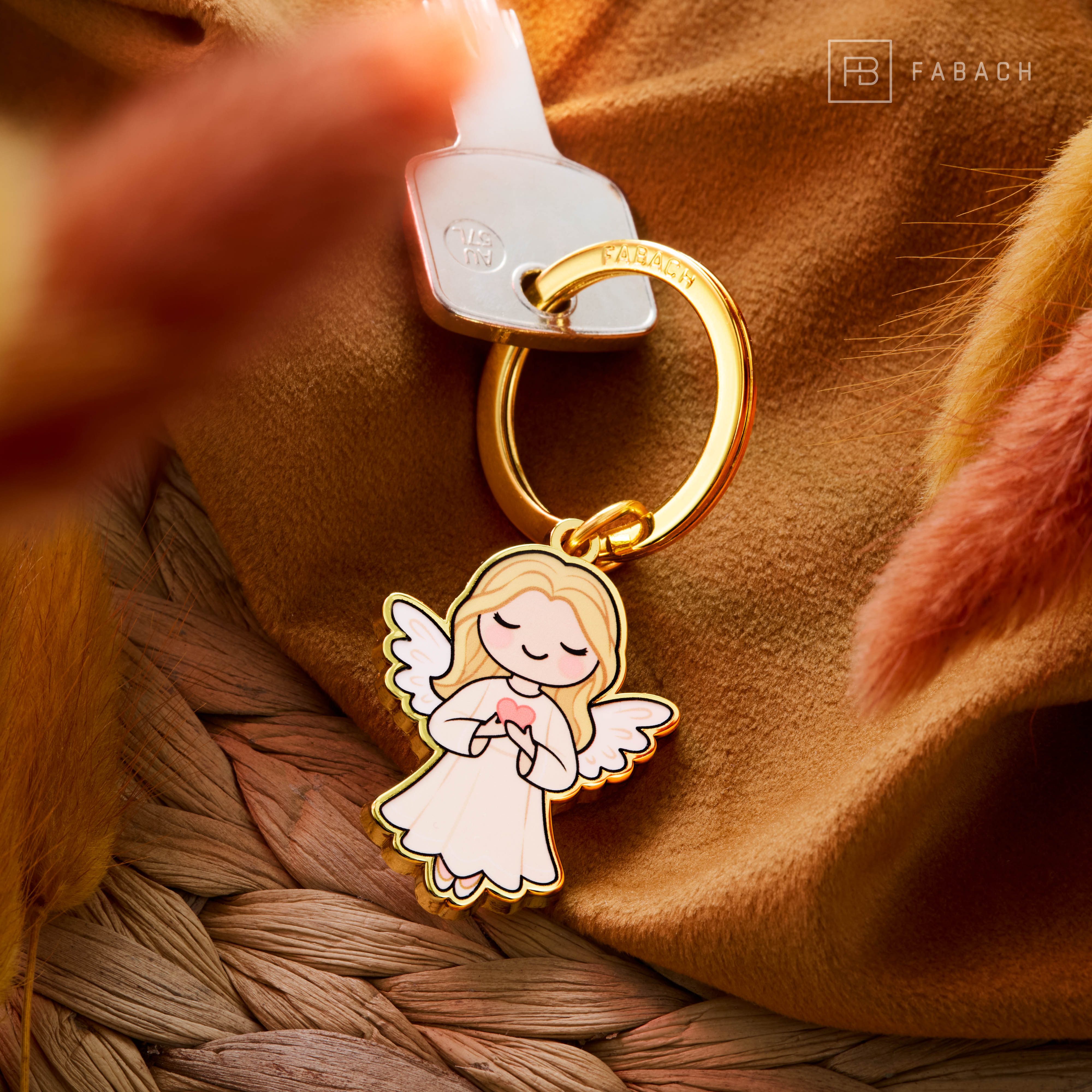 FABACH Schlüsselanhänger Schutzengel Joy mit Herz - Engel Glücksbringer - Geschenk für Freundin – Bild 4 von 5