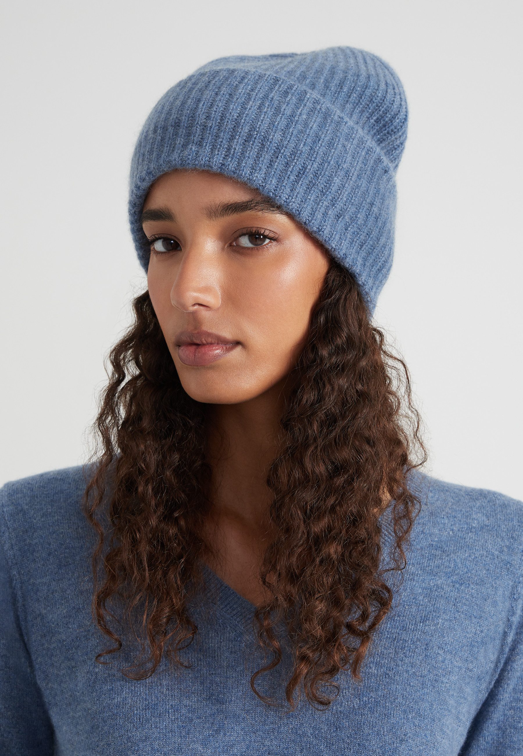 Style & Republic Beanie mit breitem Umschlag
